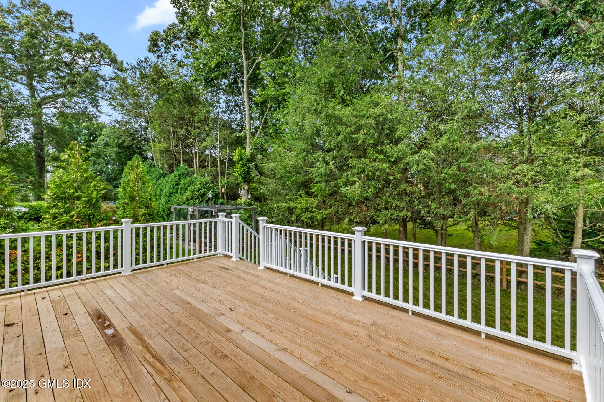 64 AMHERST Place