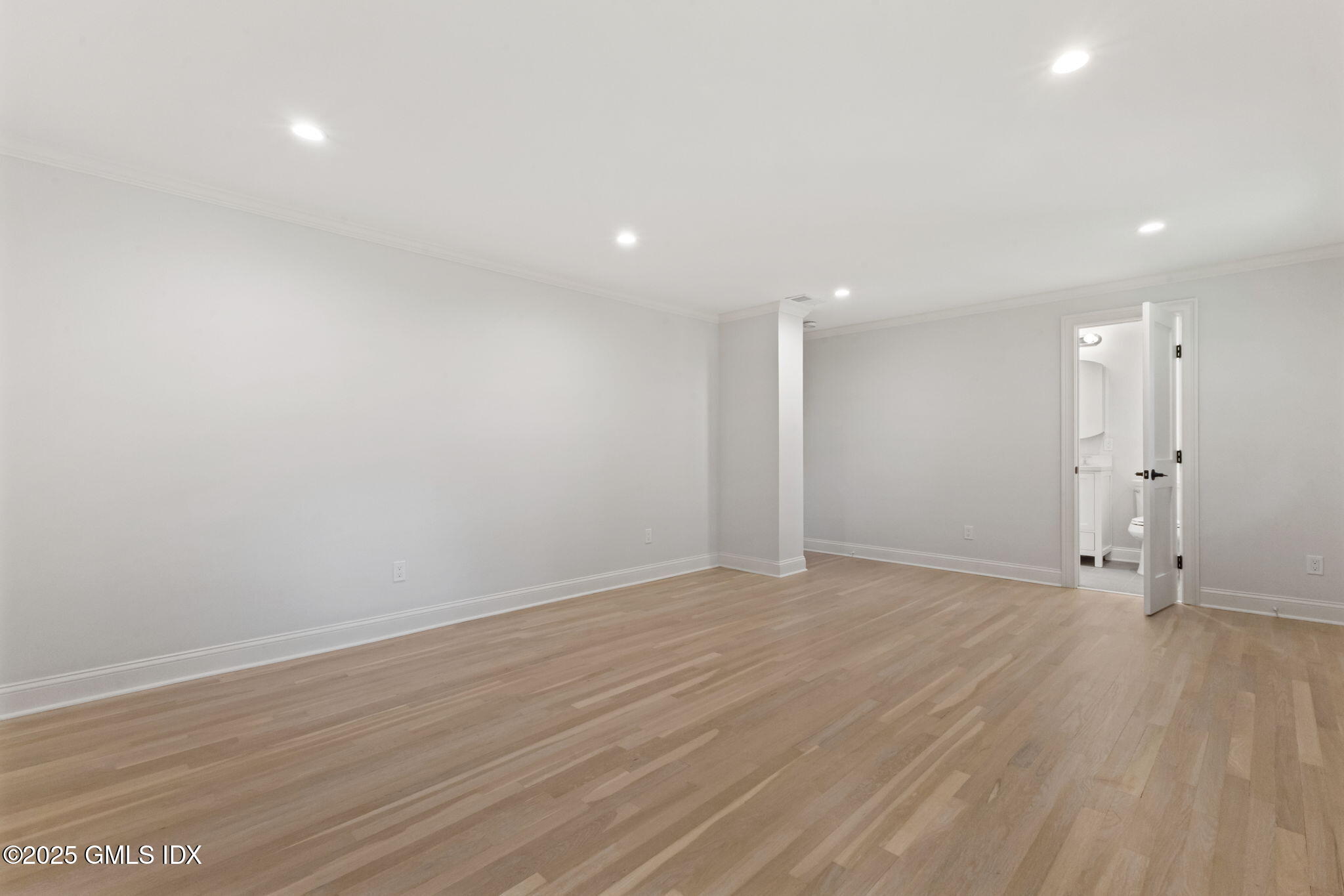 64 AMHERST Place