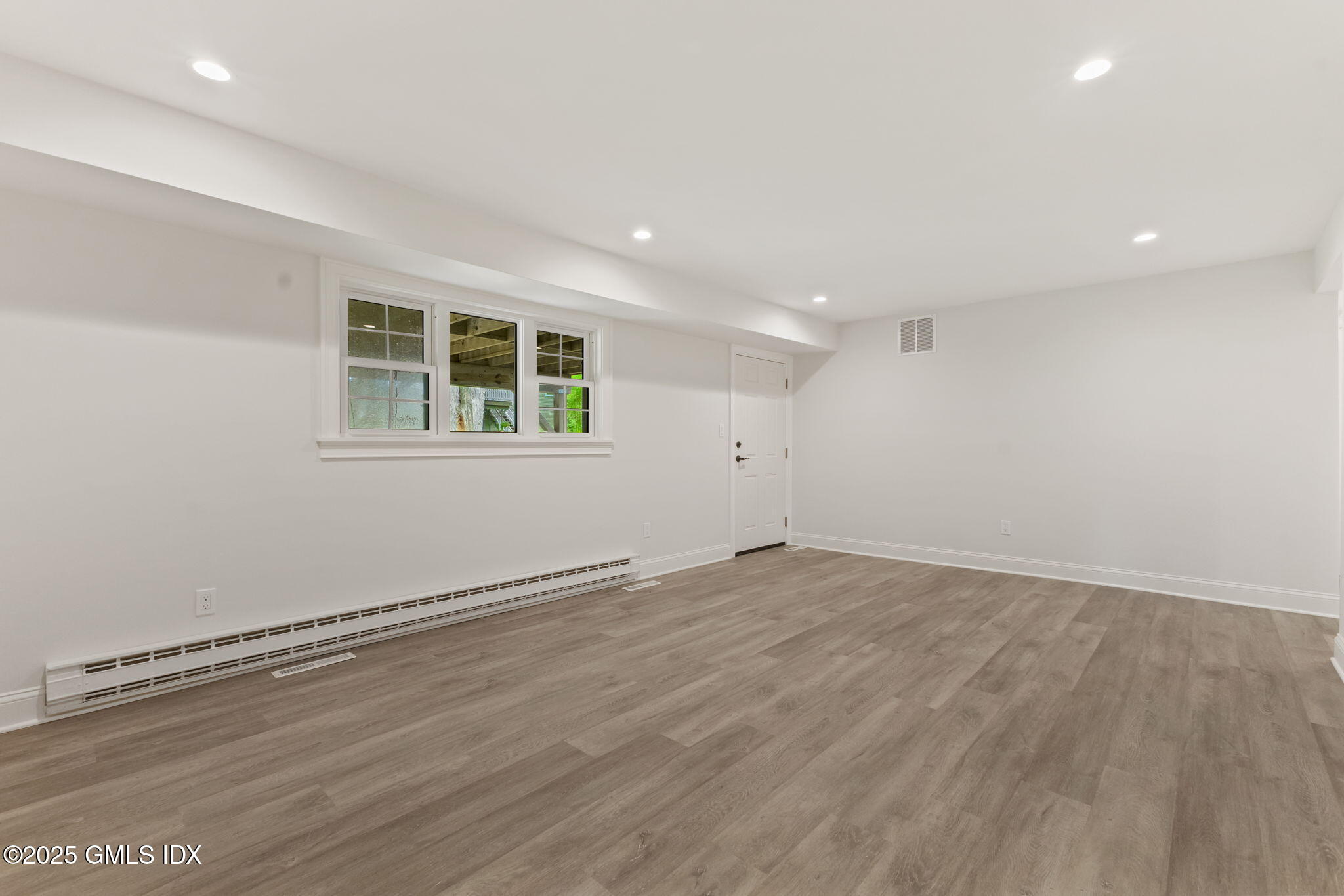 64 AMHERST Place