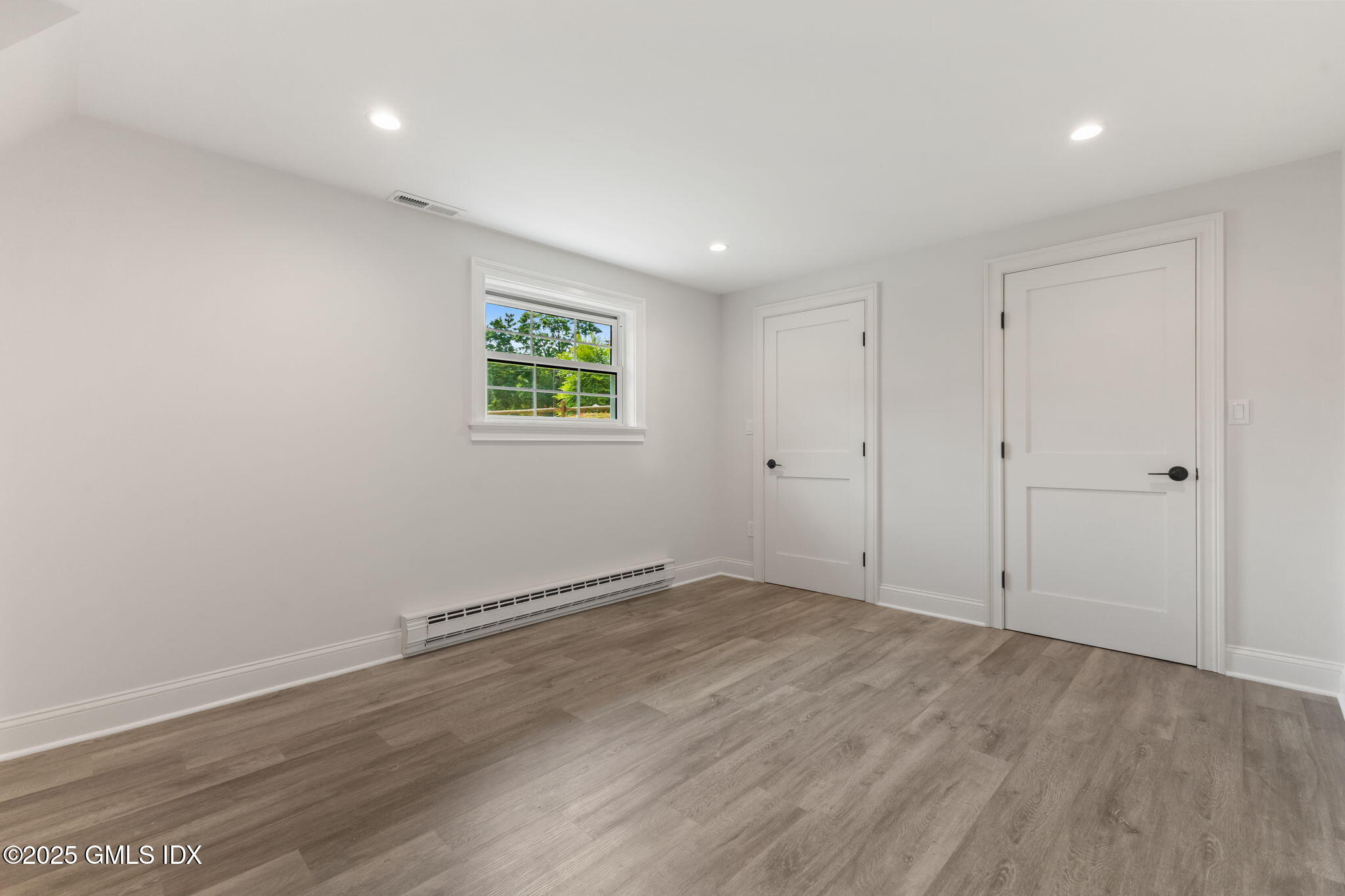 64 AMHERST Place