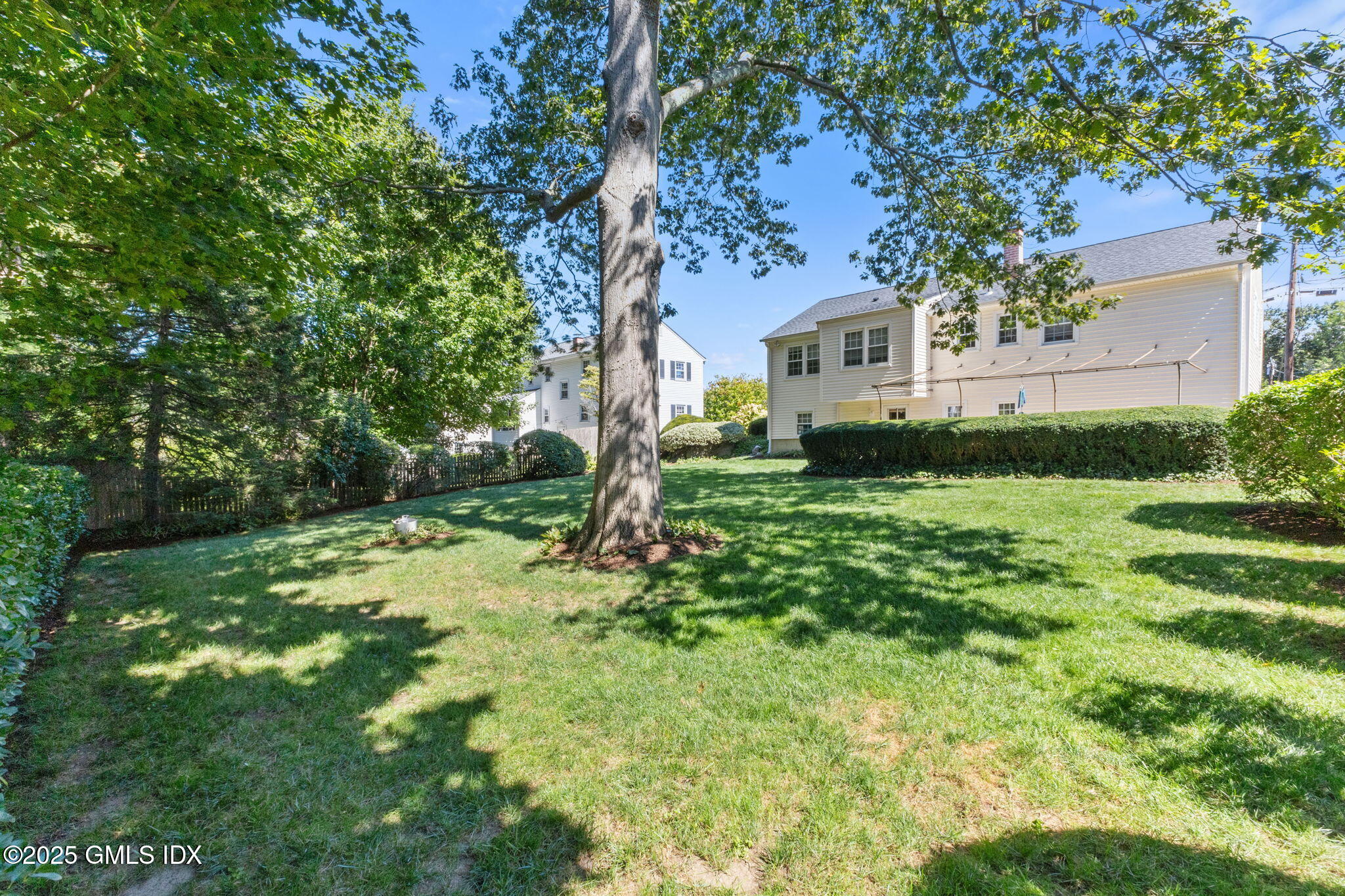 24 Guilford Lane