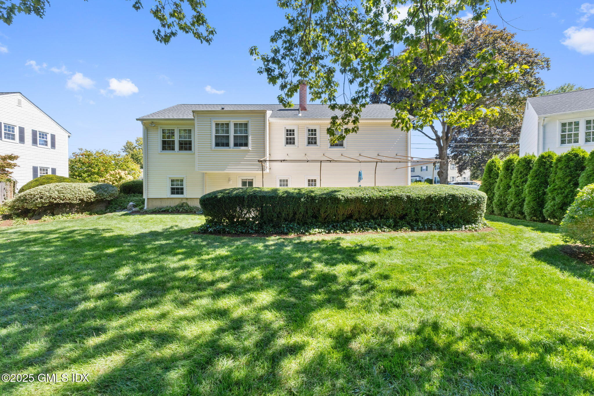 24 Guilford Lane