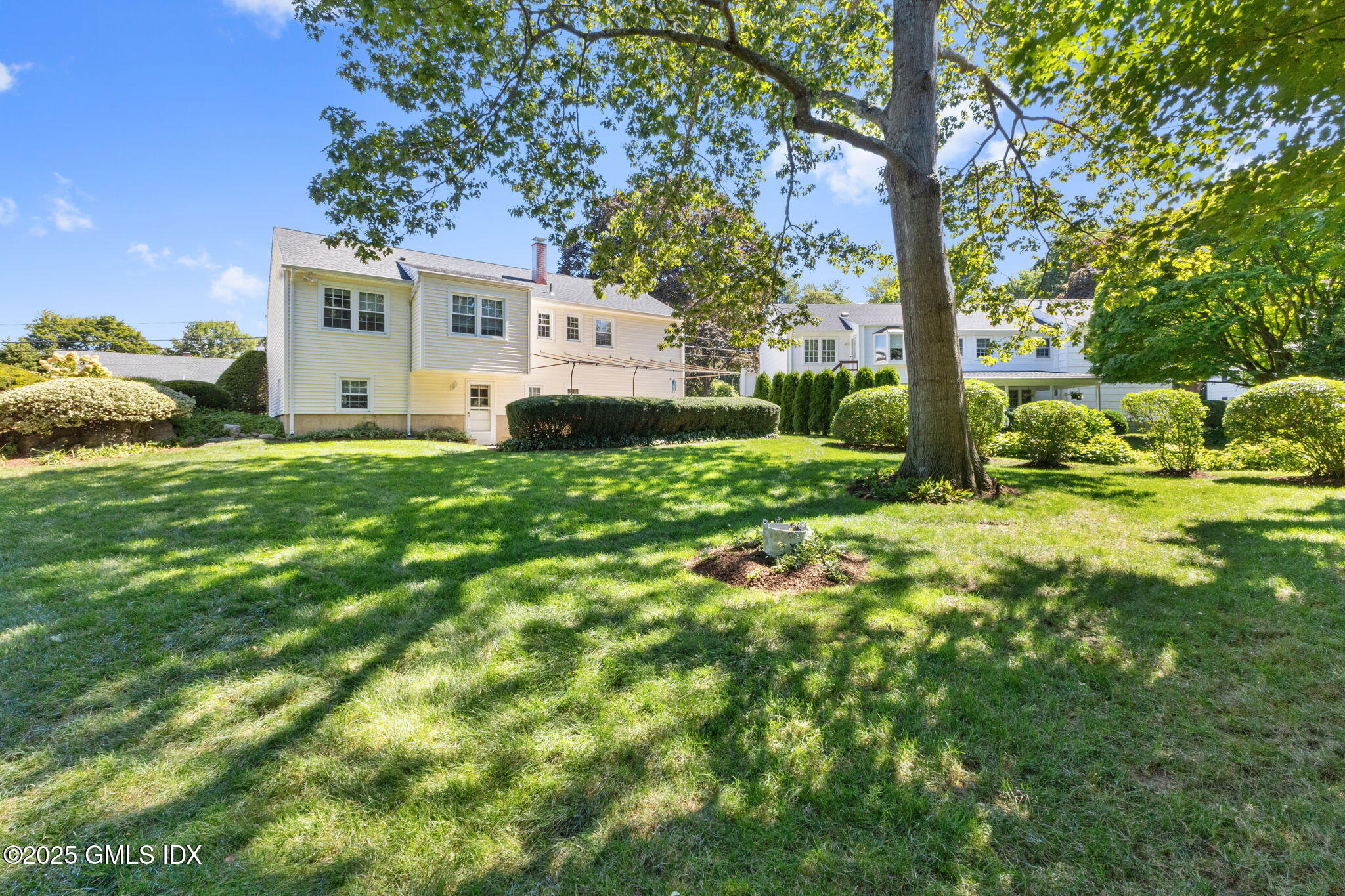 24 Guilford Lane