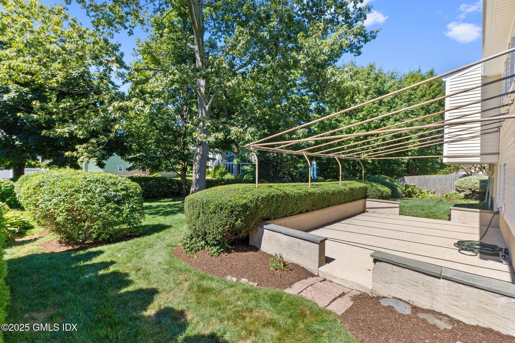 24 Guilford Lane