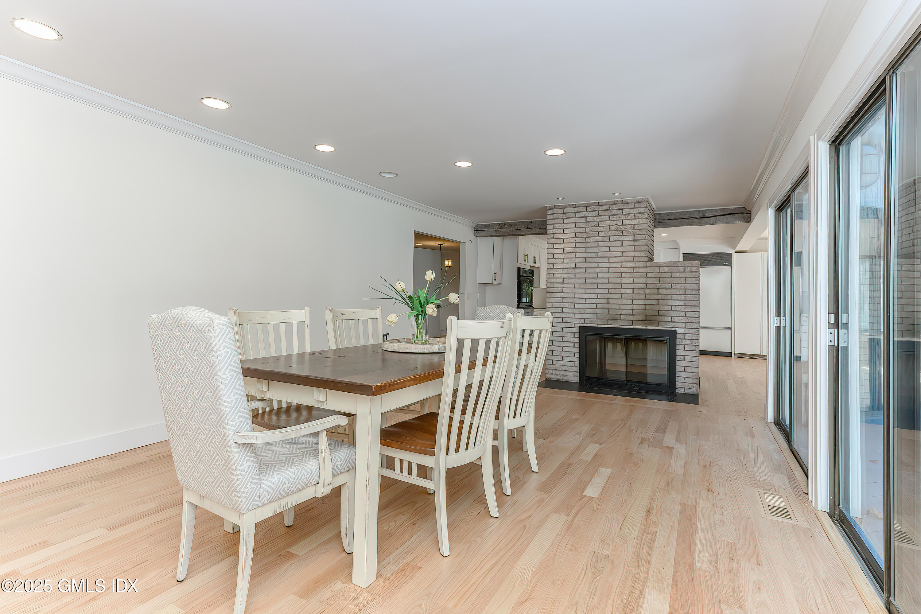 180 Riverbank Road, Stamford