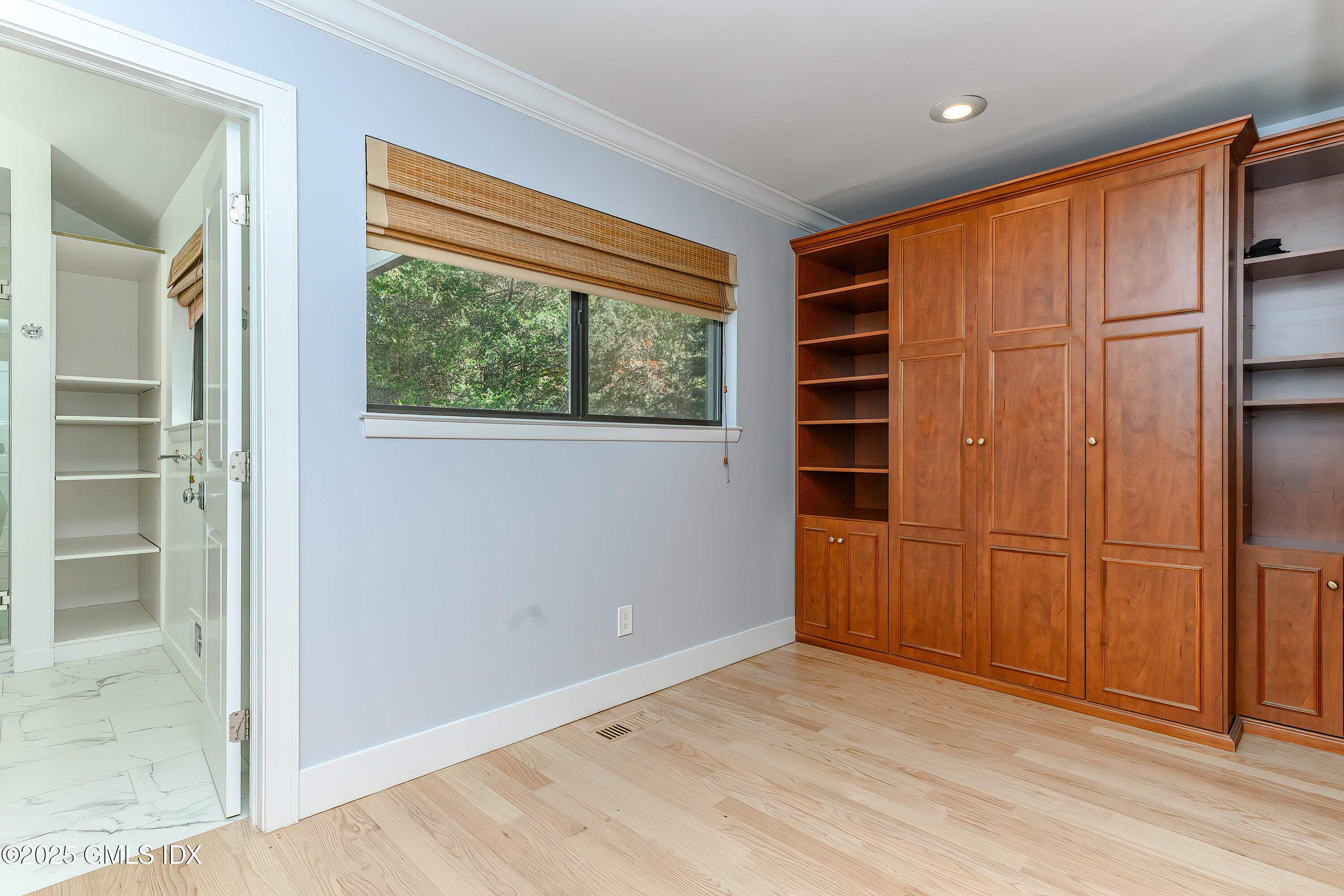 180 Riverbank Road, Stamford