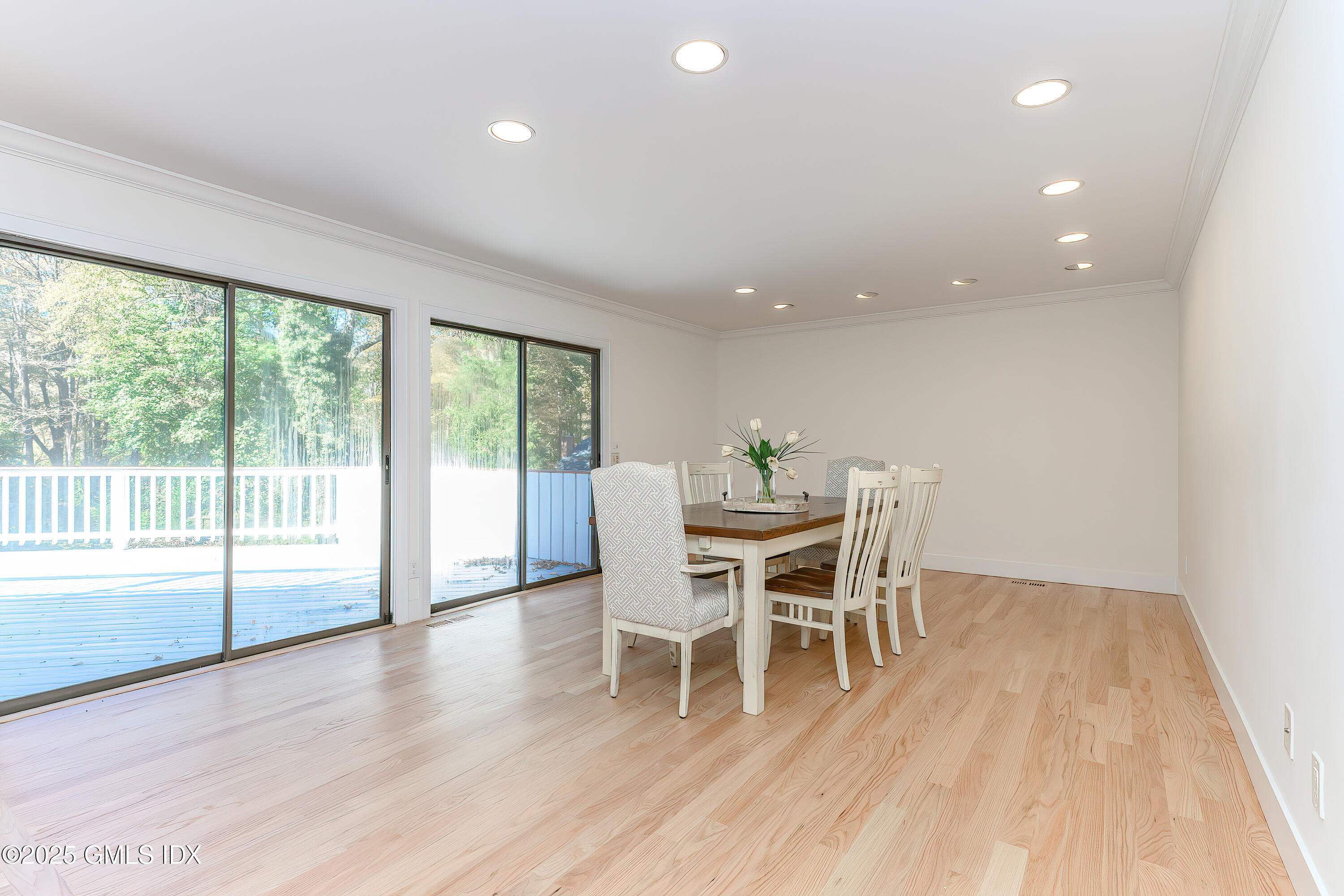 180 Riverbank Road, Stamford