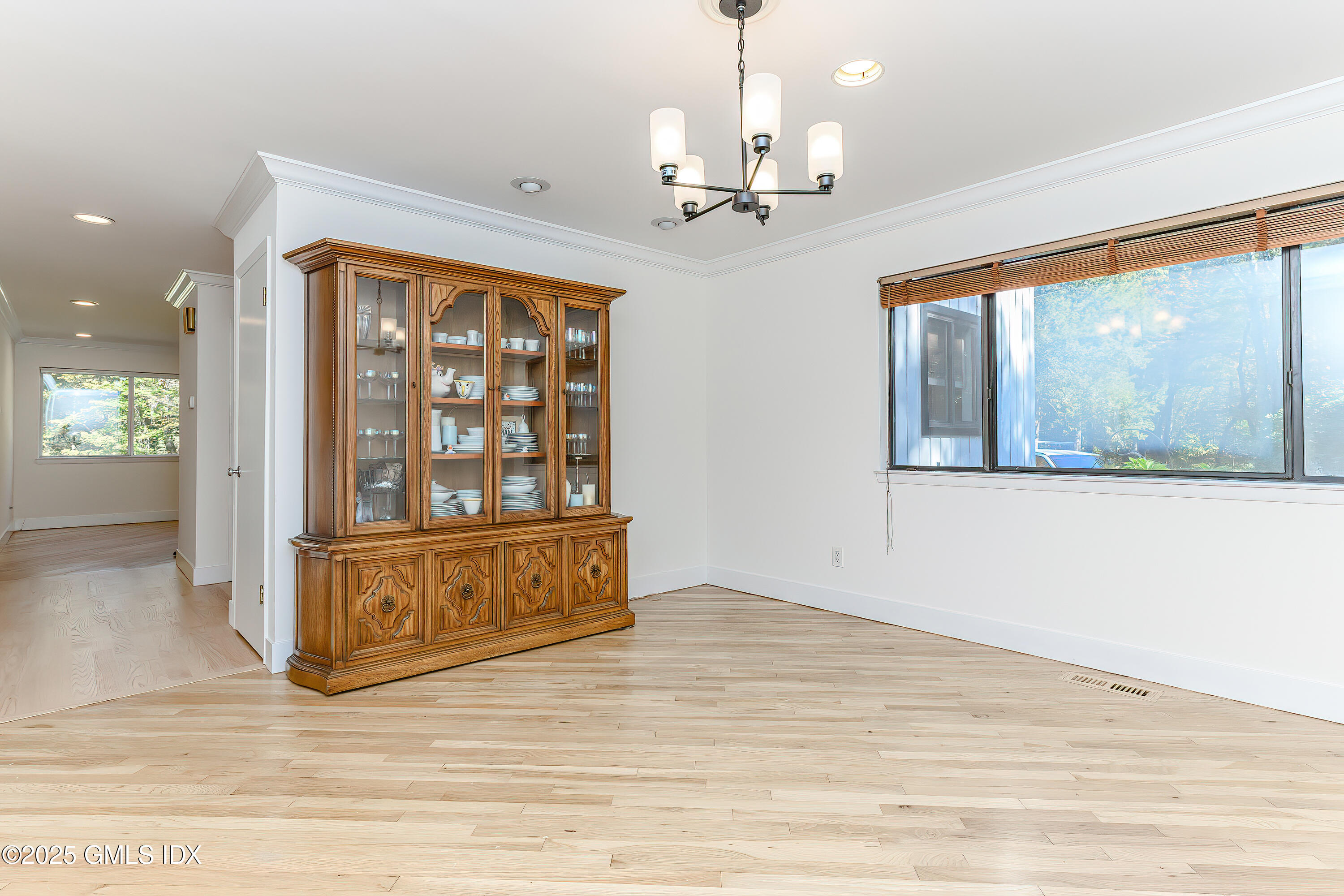 180 Riverbank Road, Stamford