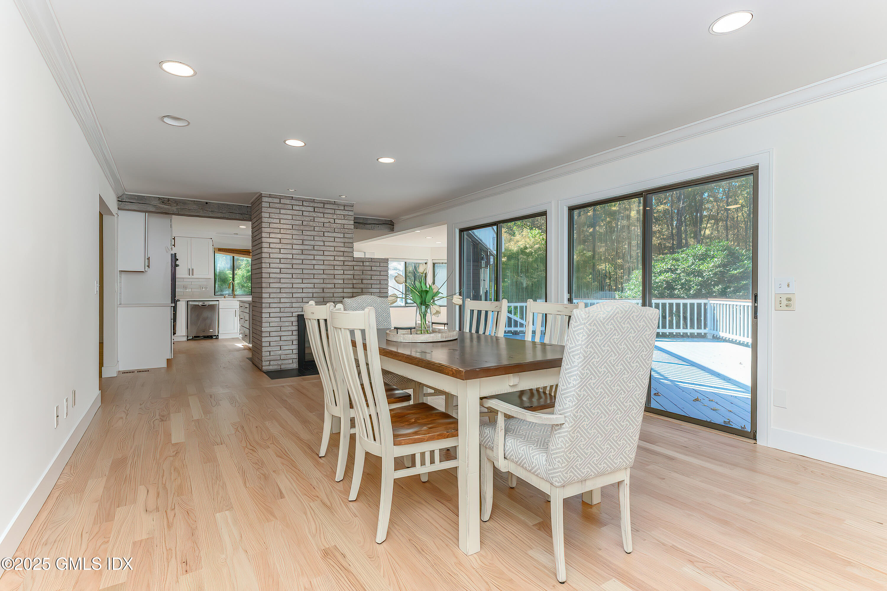 180 Riverbank Road, Stamford