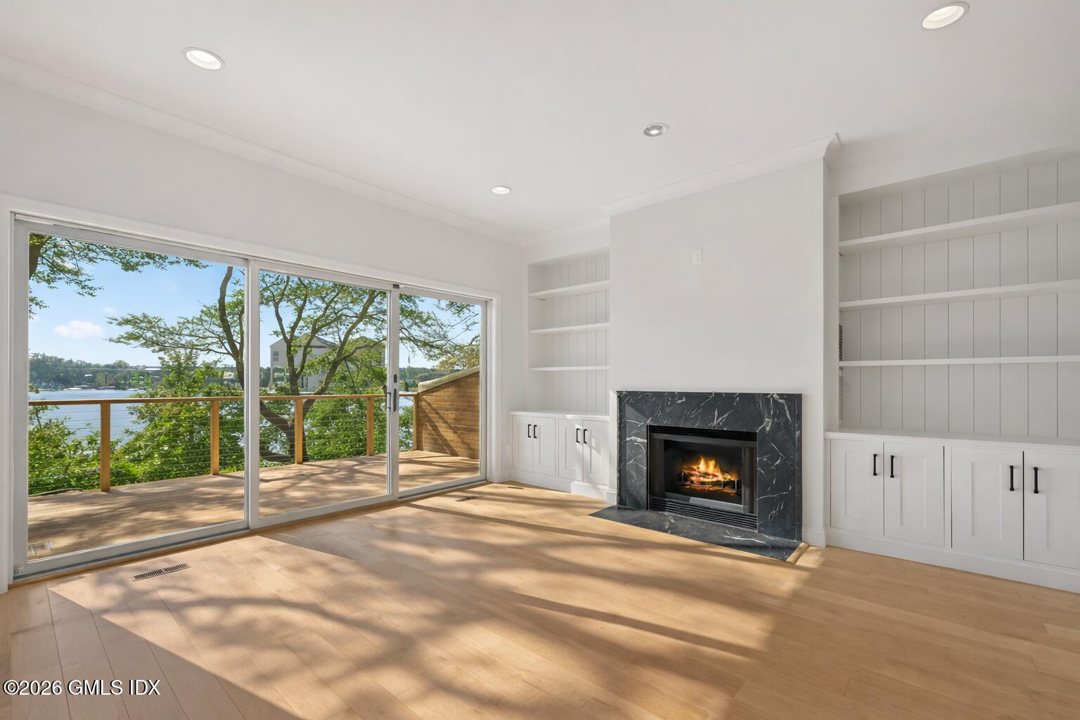115 River Road 7