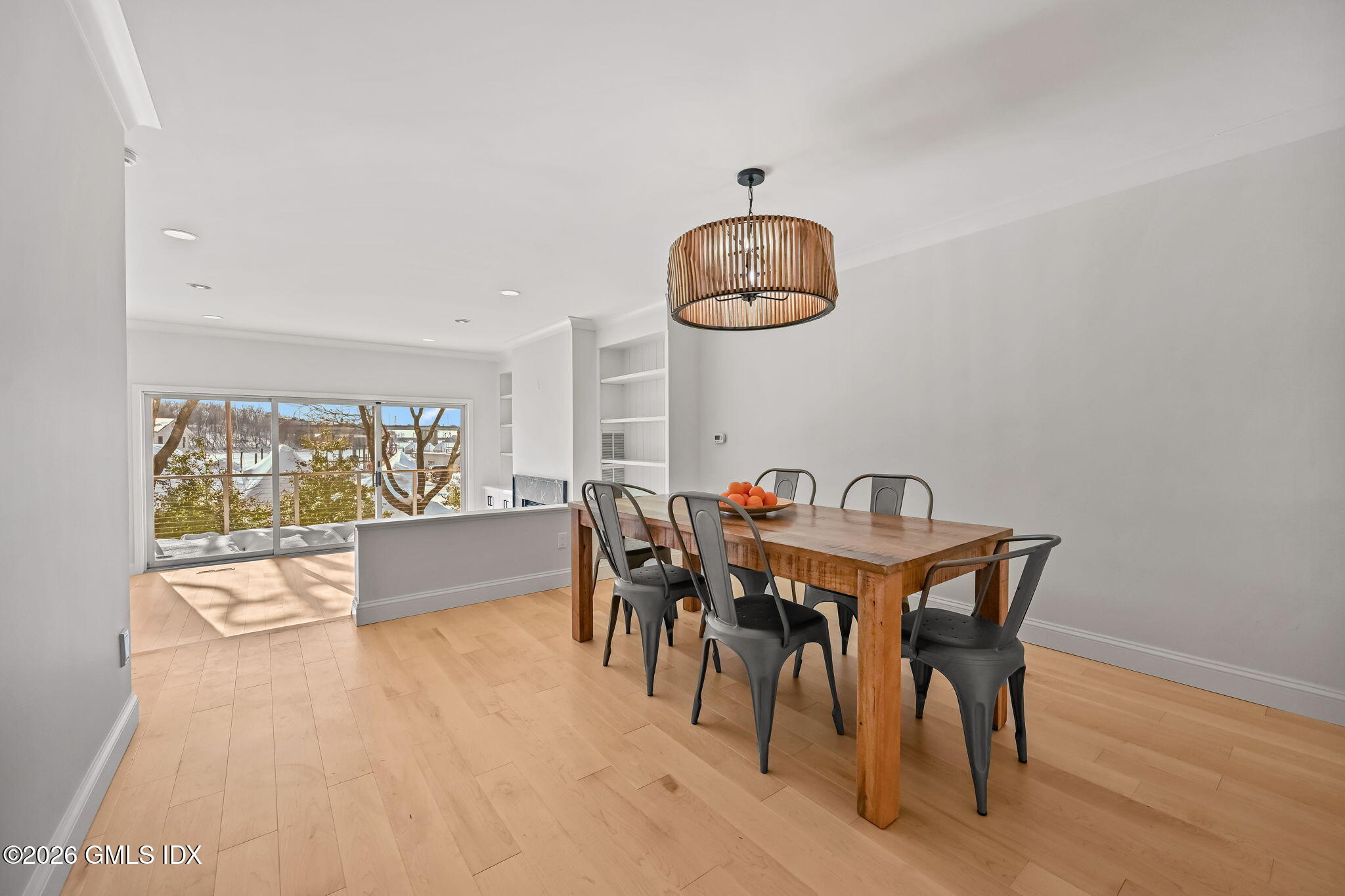115 River Road 7
