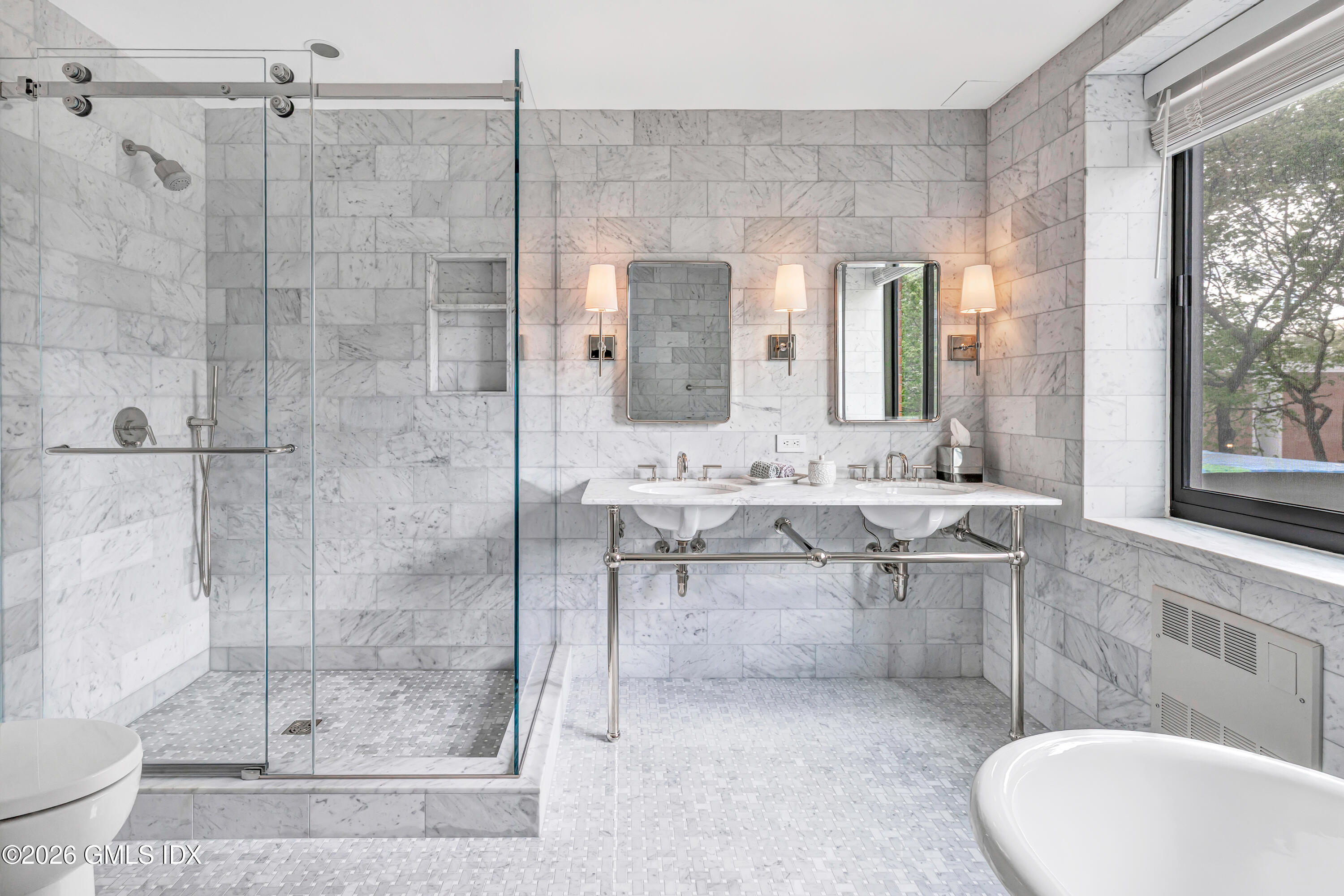 11 Lafayette Court APT 1C