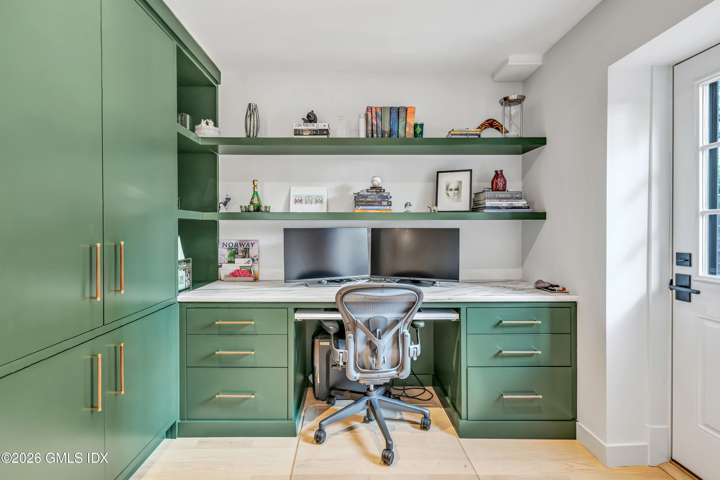 11 Lafayette Court APT 1C