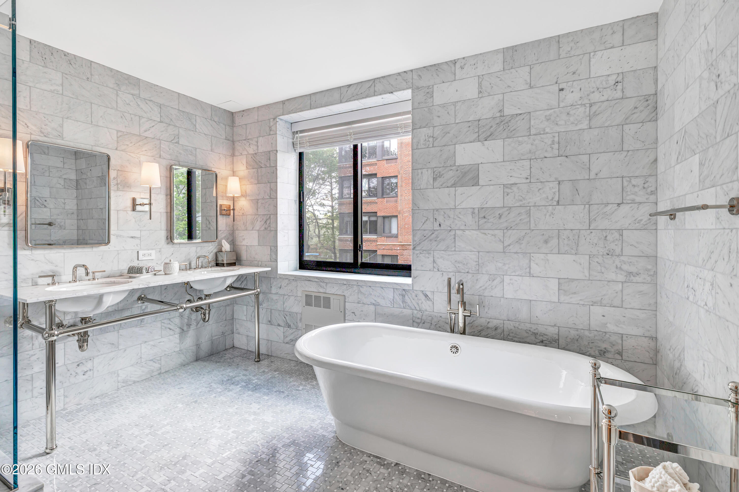 11 Lafayette Court APT 1C