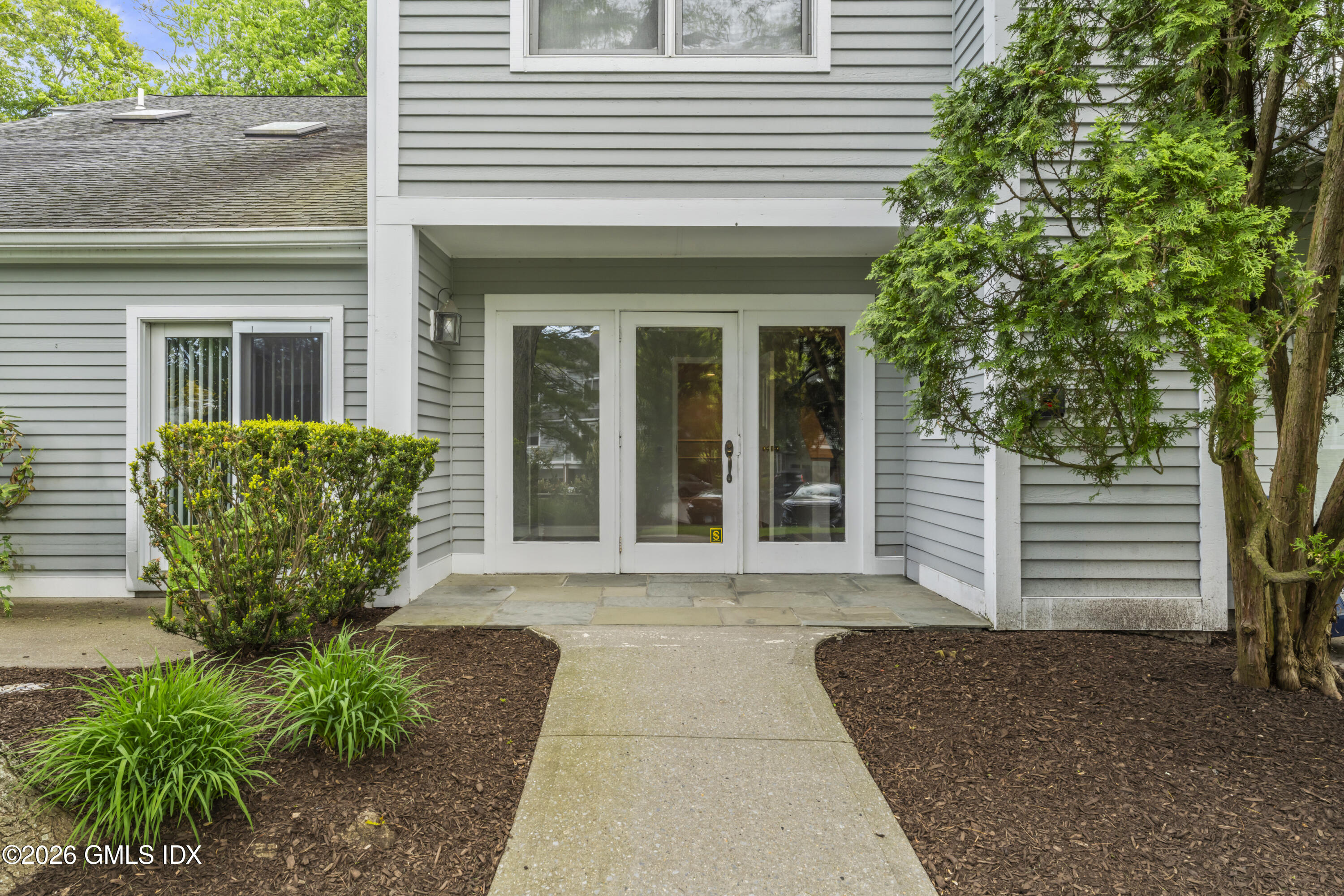351 Pemberwick Road APT 818