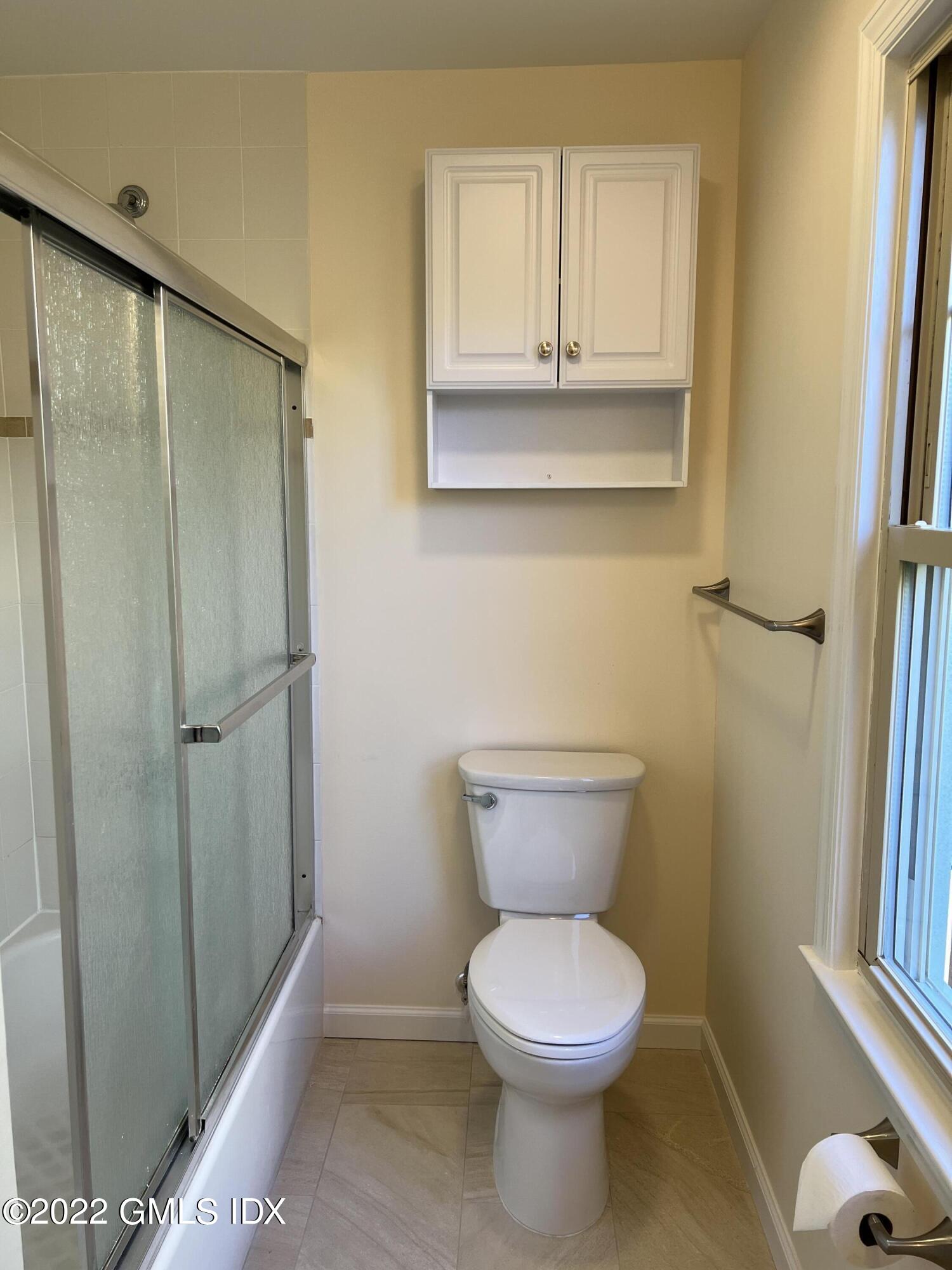 8 Smith Street South 2nd Floor