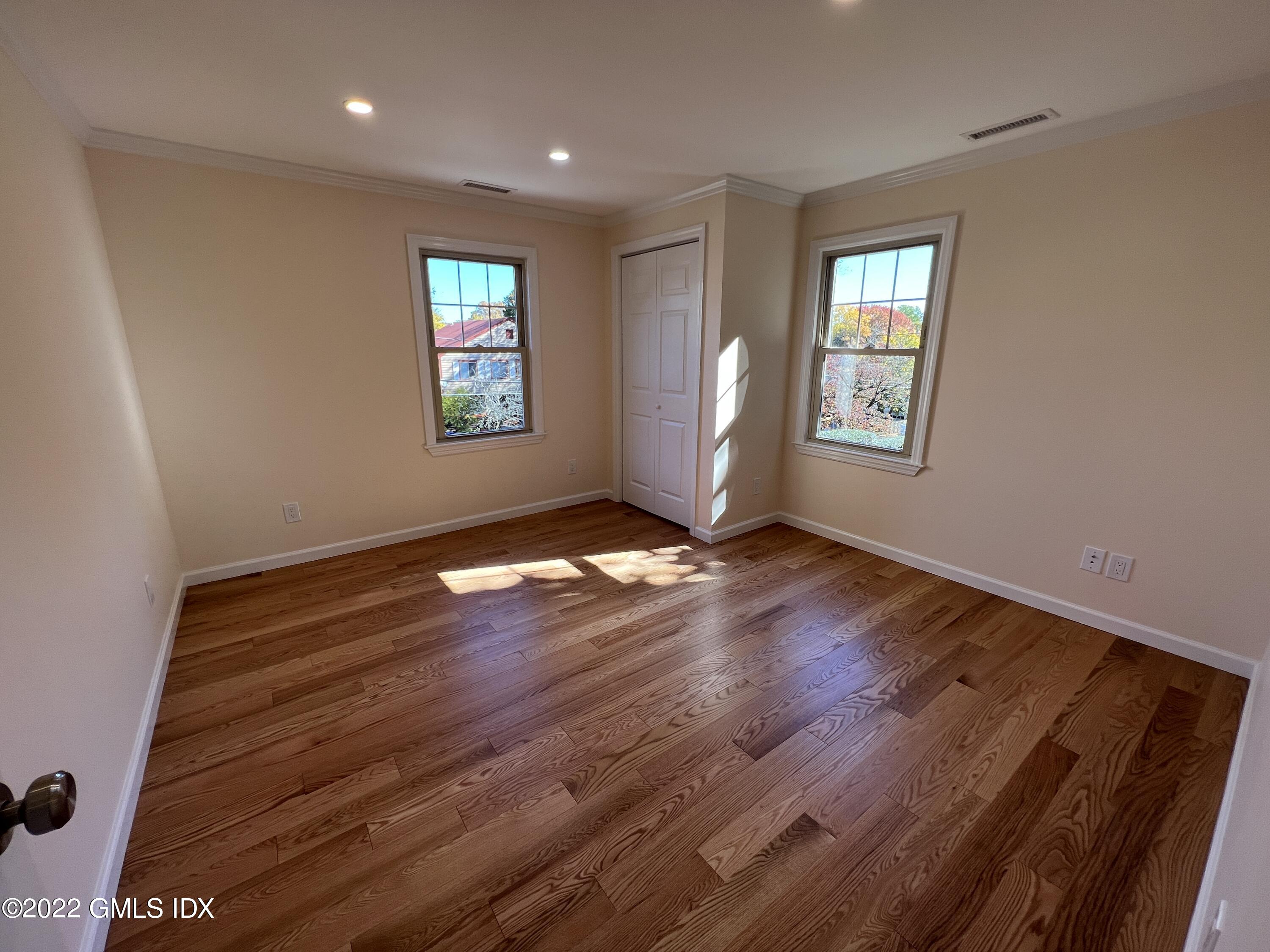 8 Smith Street South 2nd Floor