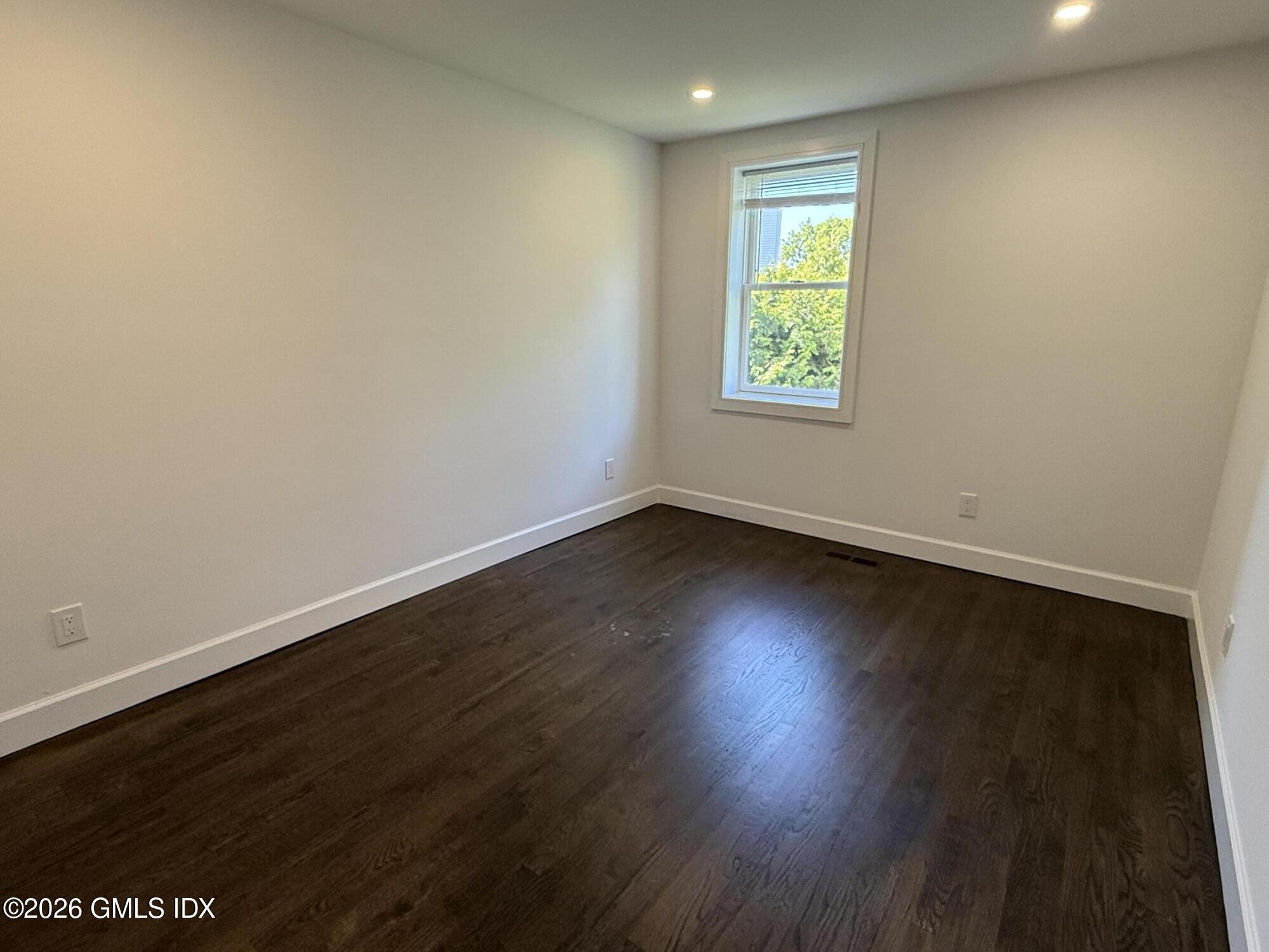 69 Cos Cob Avenue Unit: 1st Floor