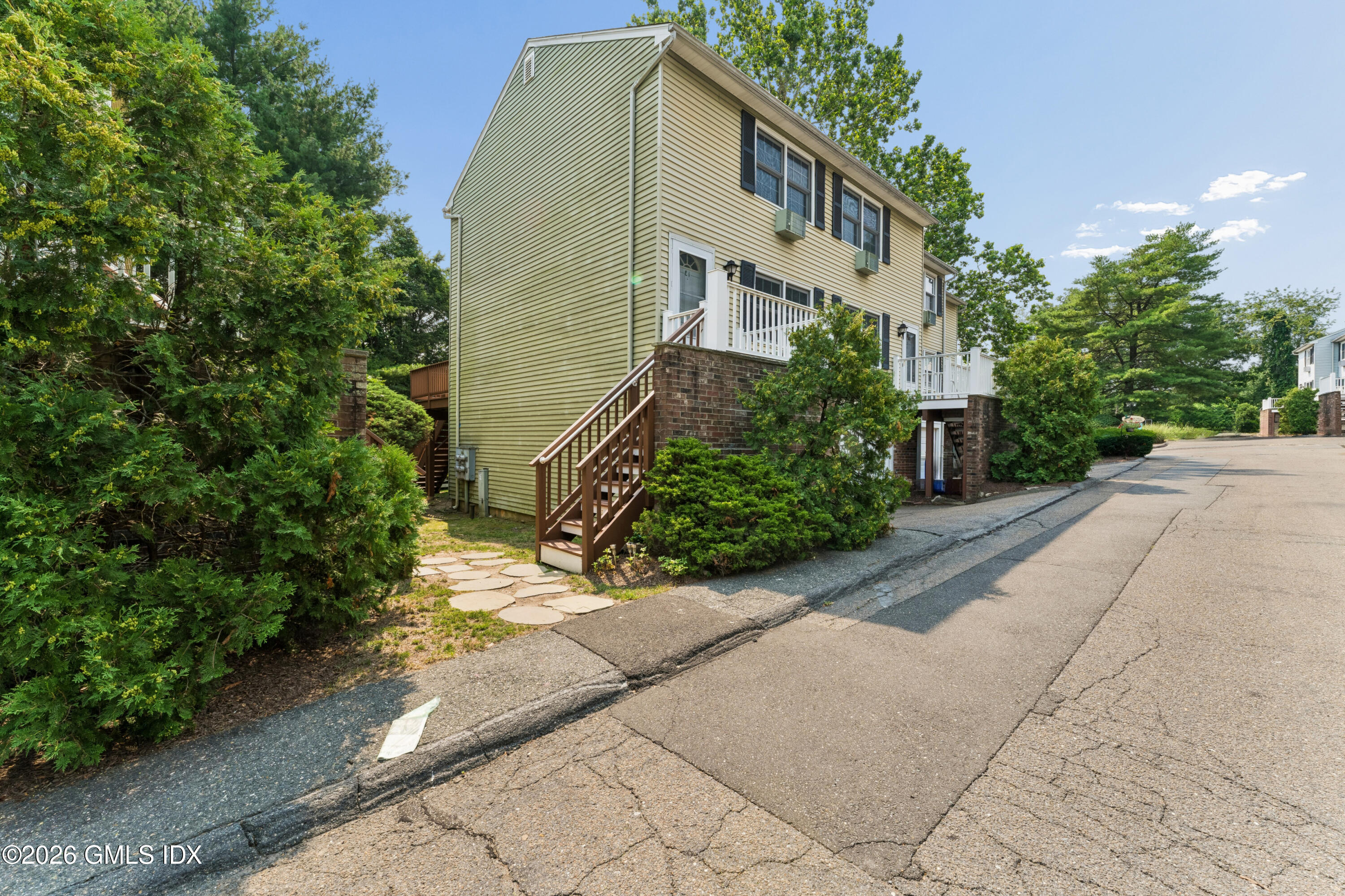 12 Camelot Drive APT E1