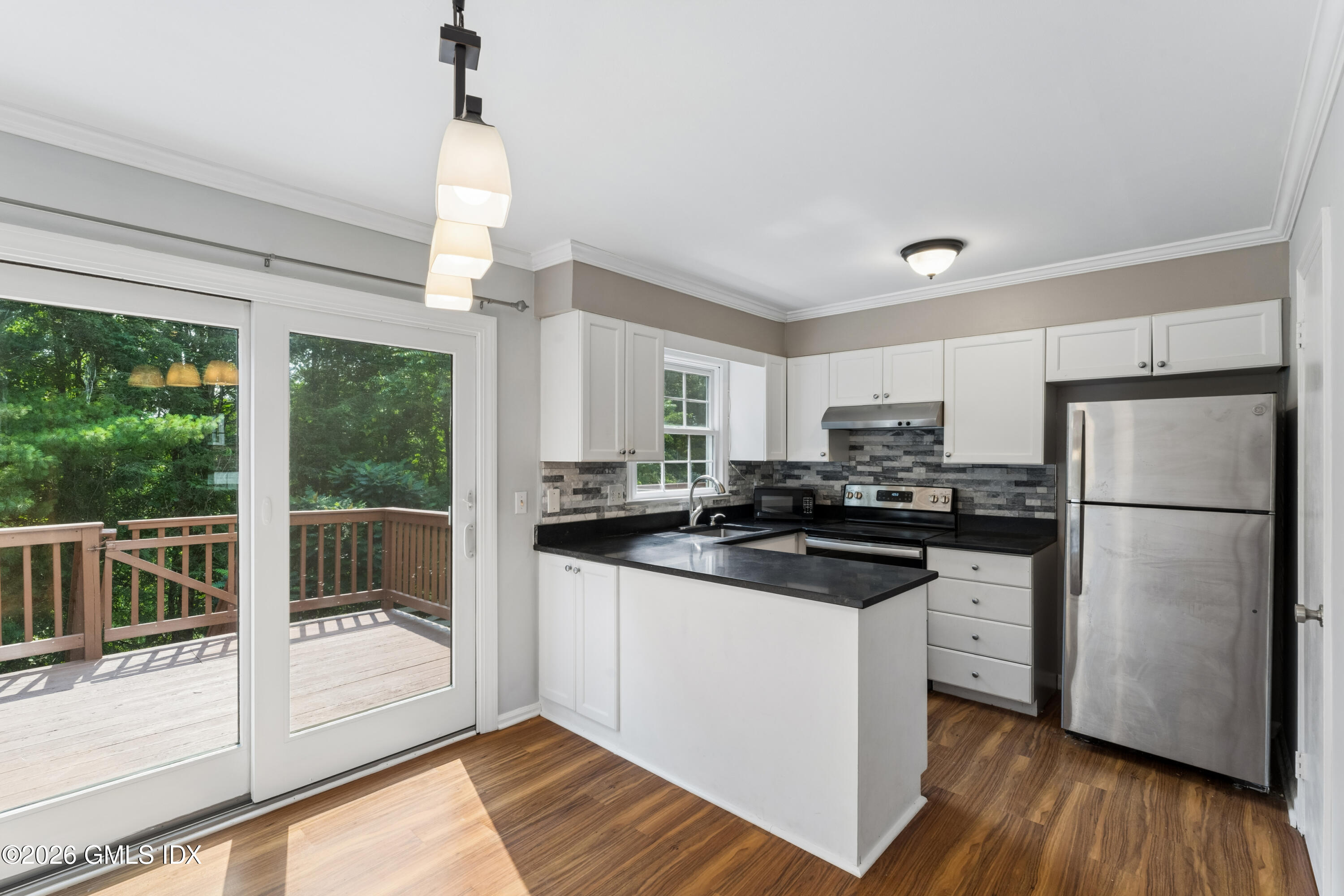 12 Camelot Drive APT E1