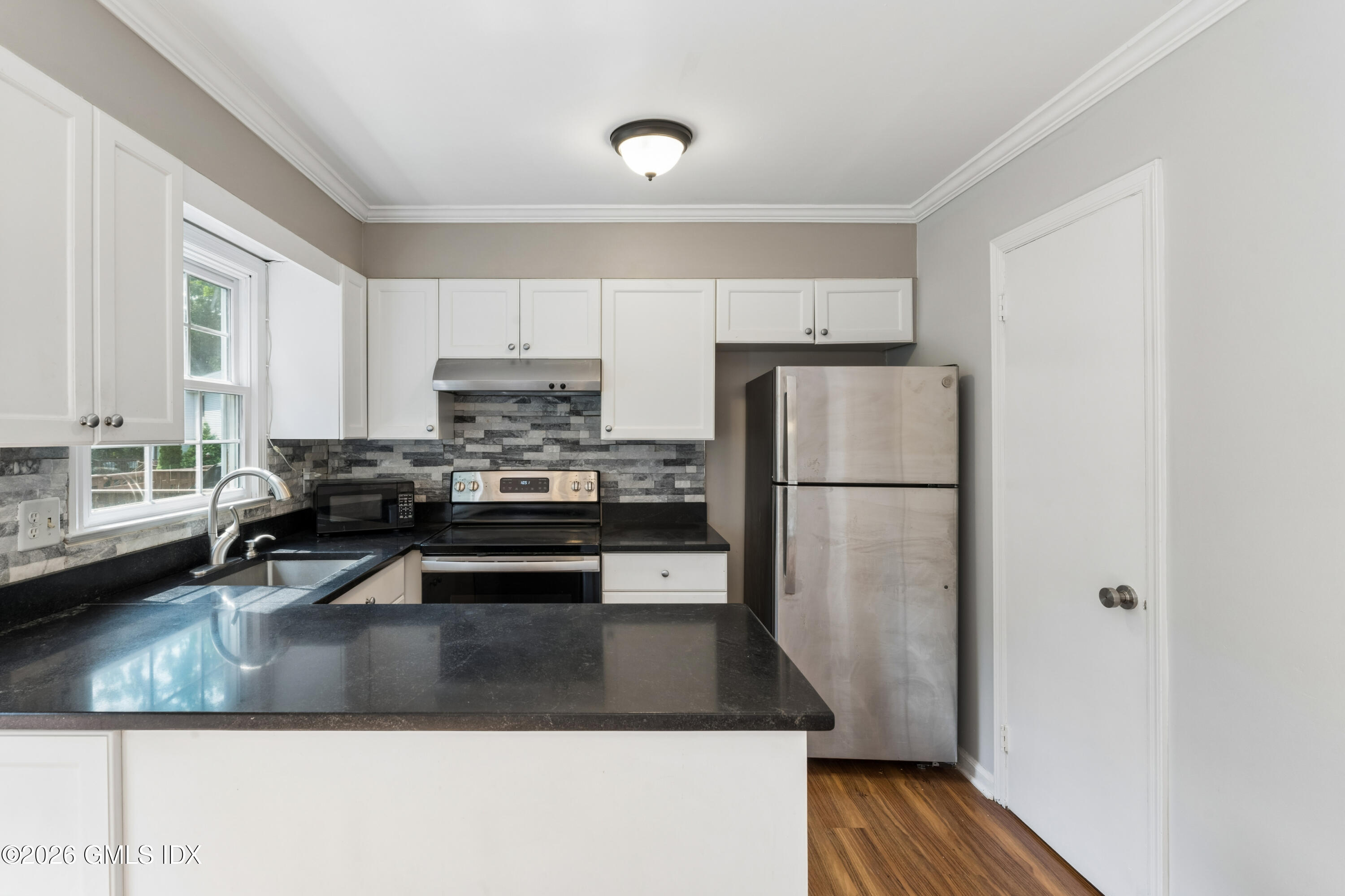 12 Camelot Drive APT E1
