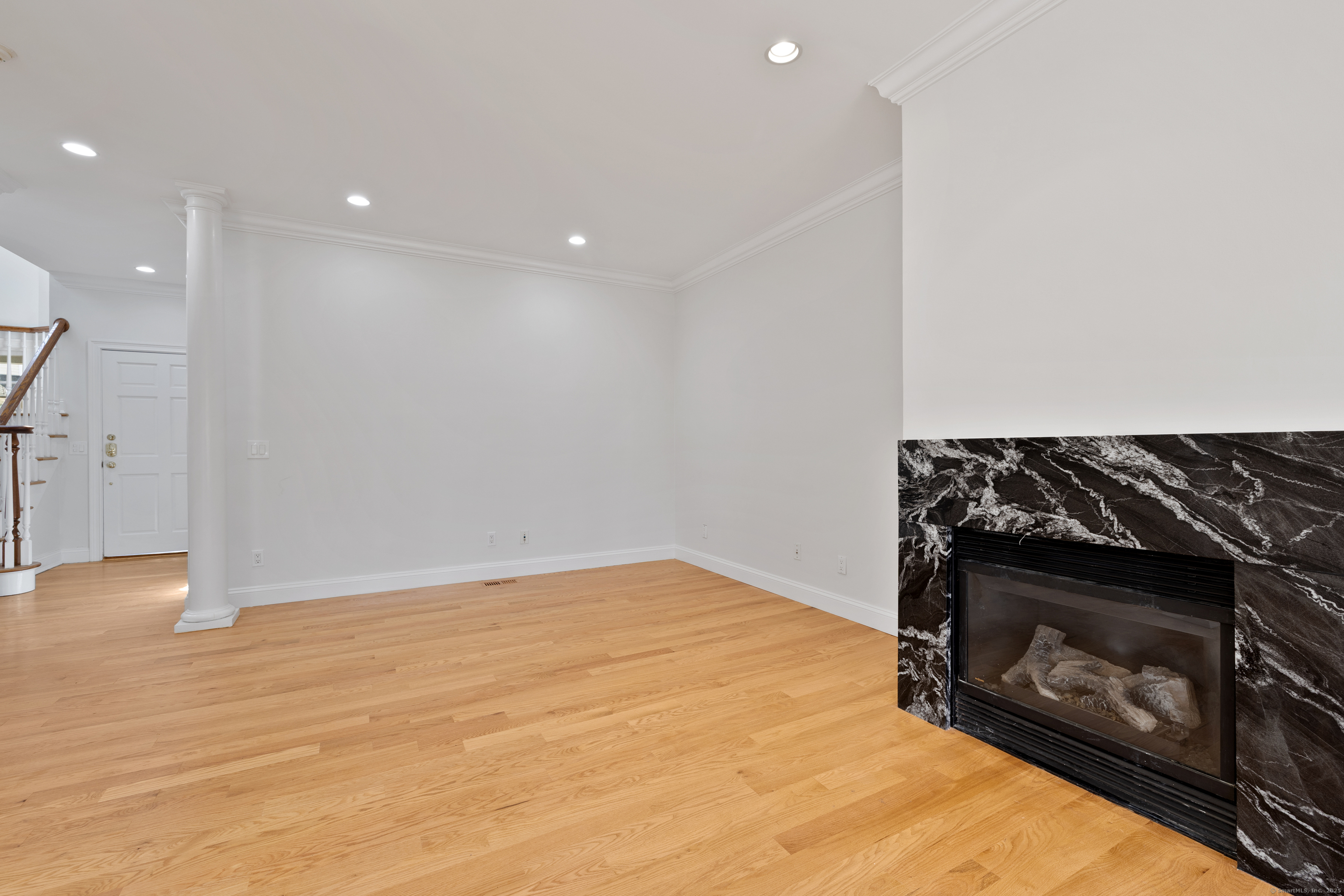 147 Holly Hill Lane 2