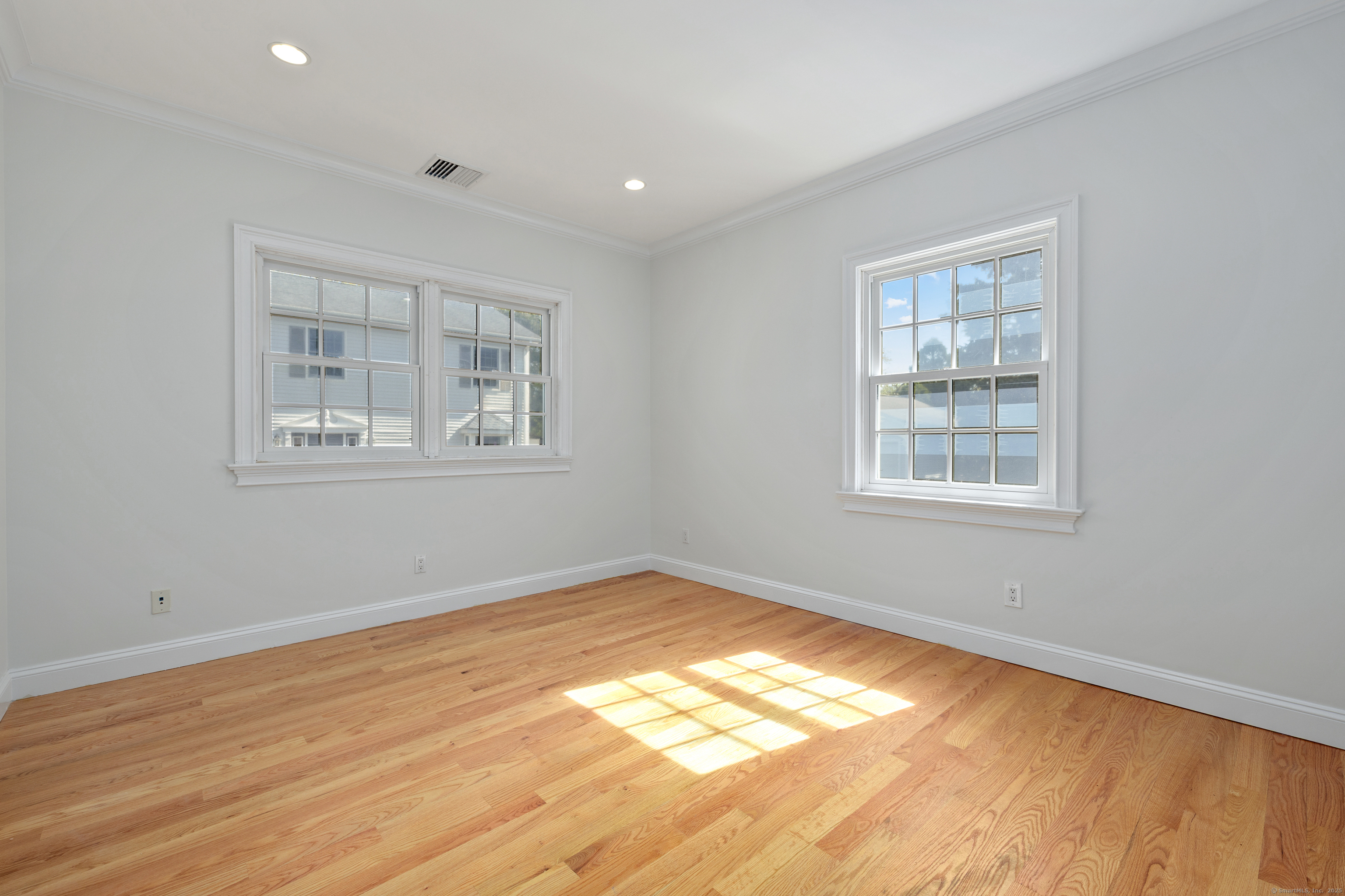 147 Holly Hill Lane 2