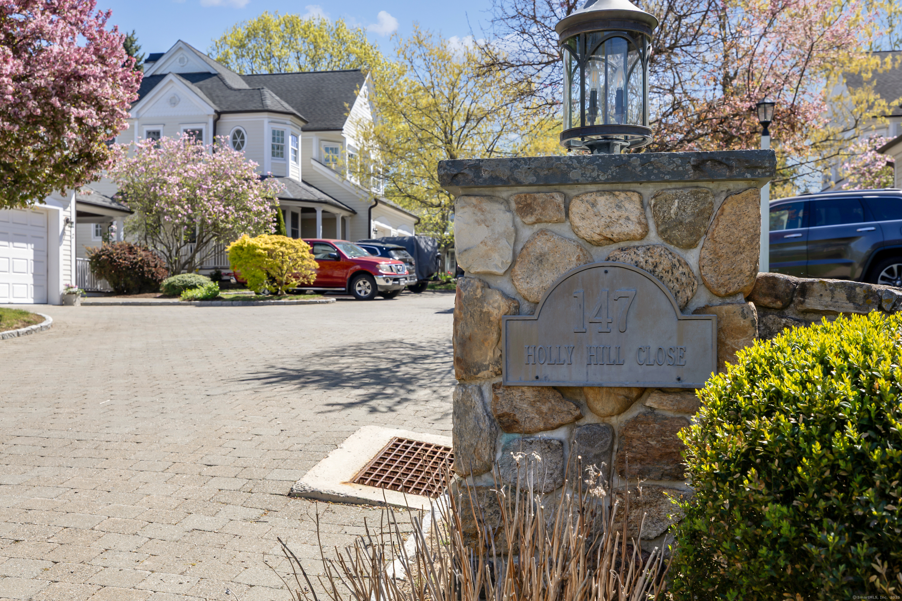 147 Holly Hill Lane 2