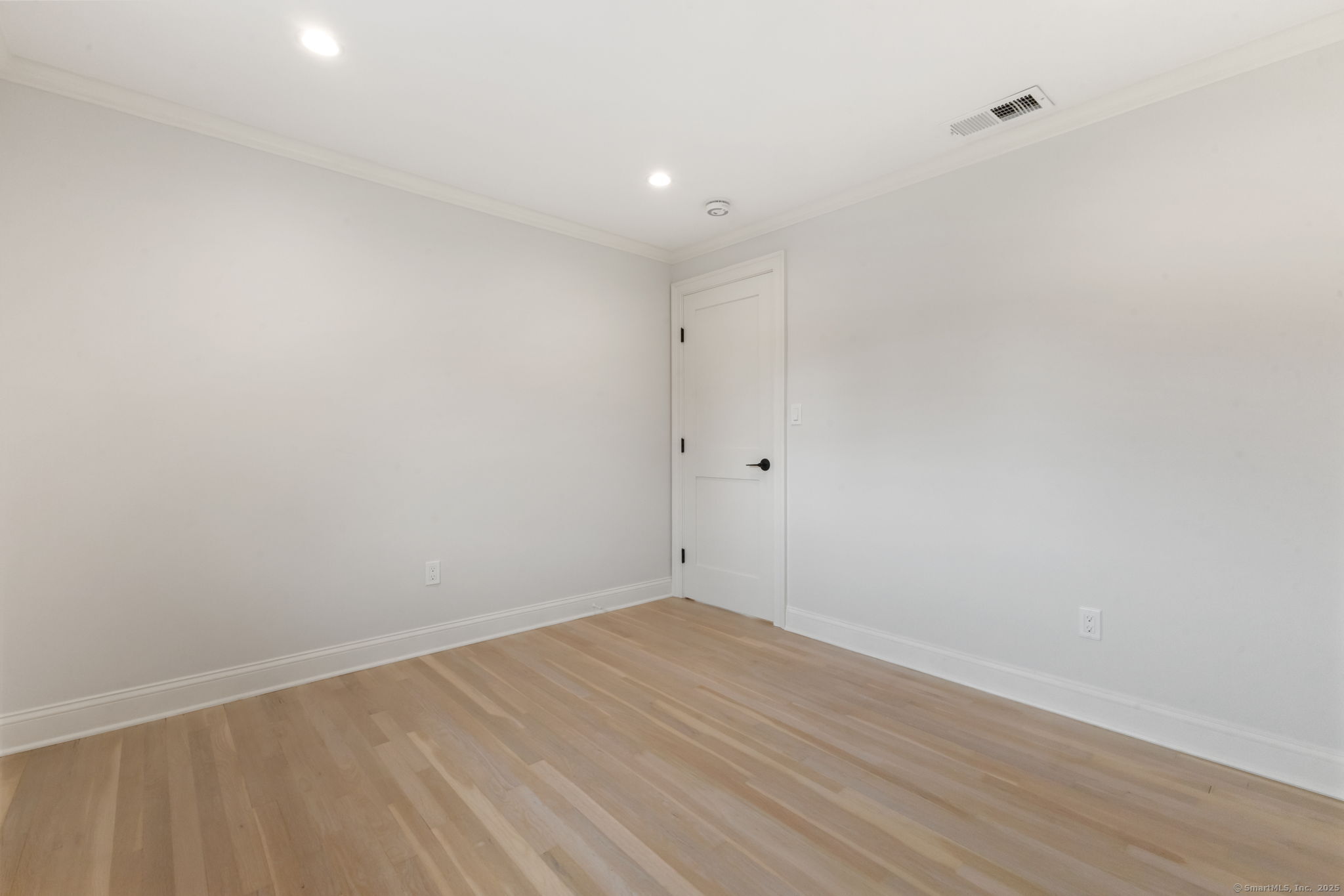 64 Amherst Place