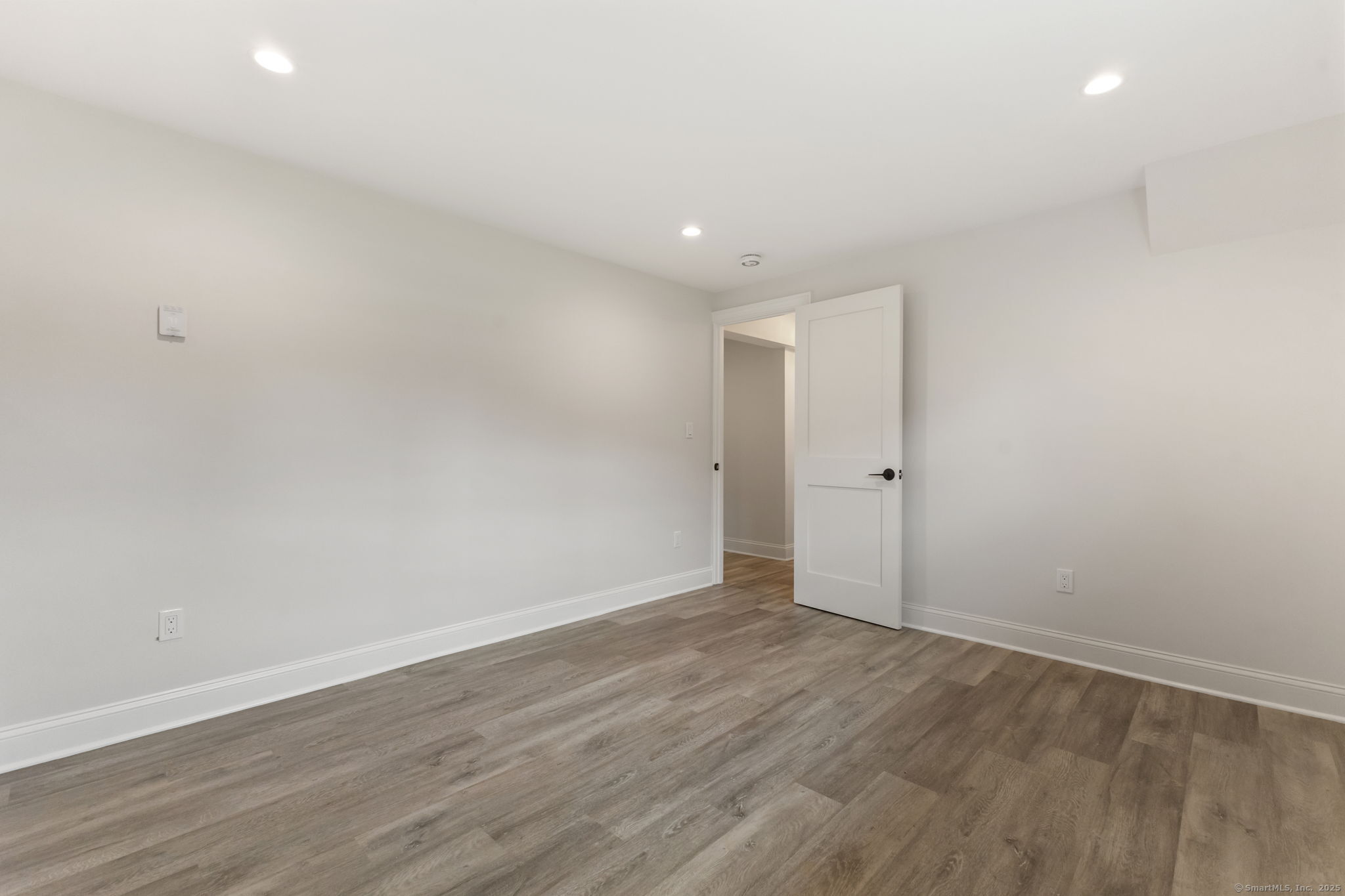 64 Amherst Place