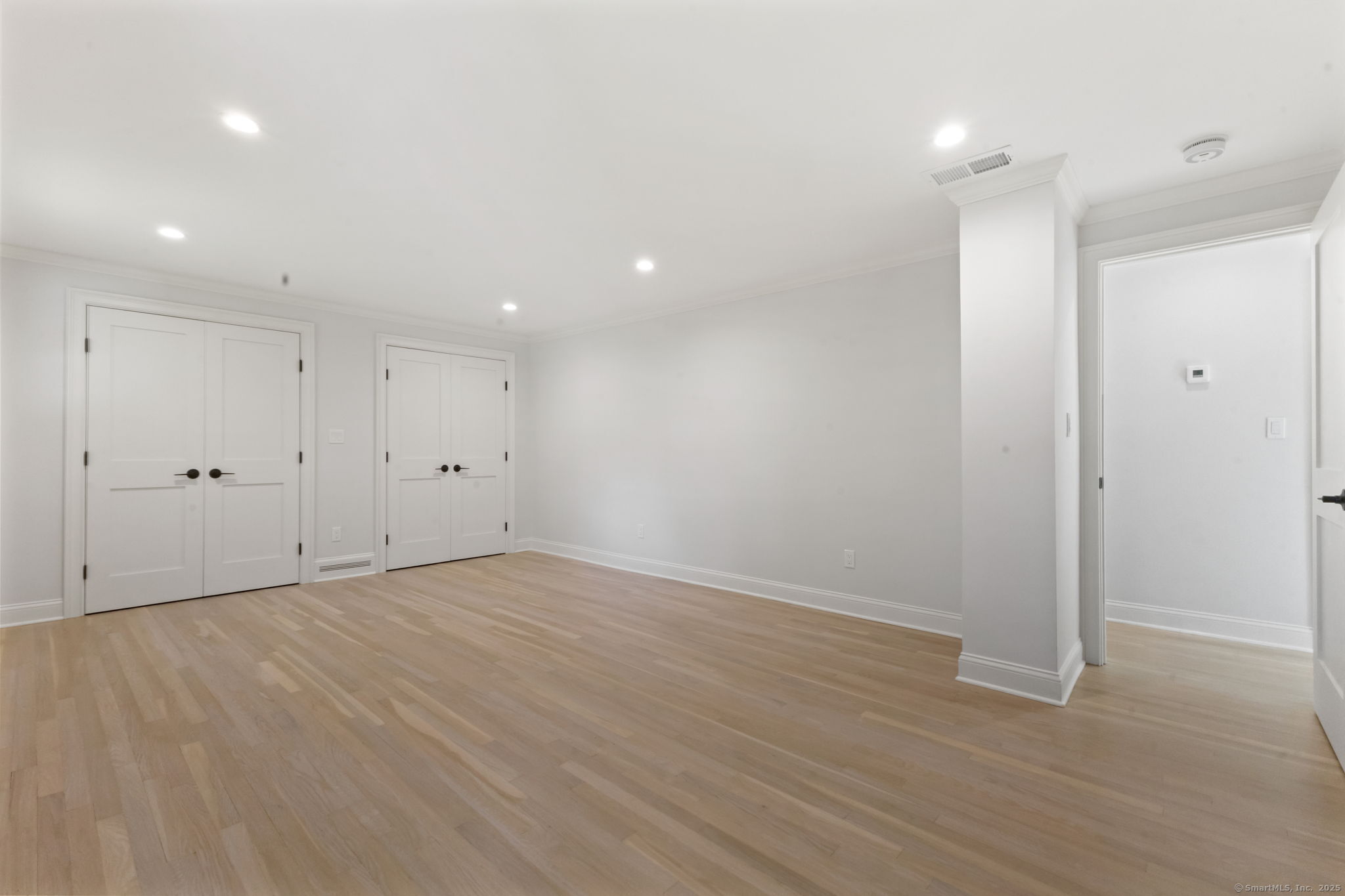 64 Amherst Place