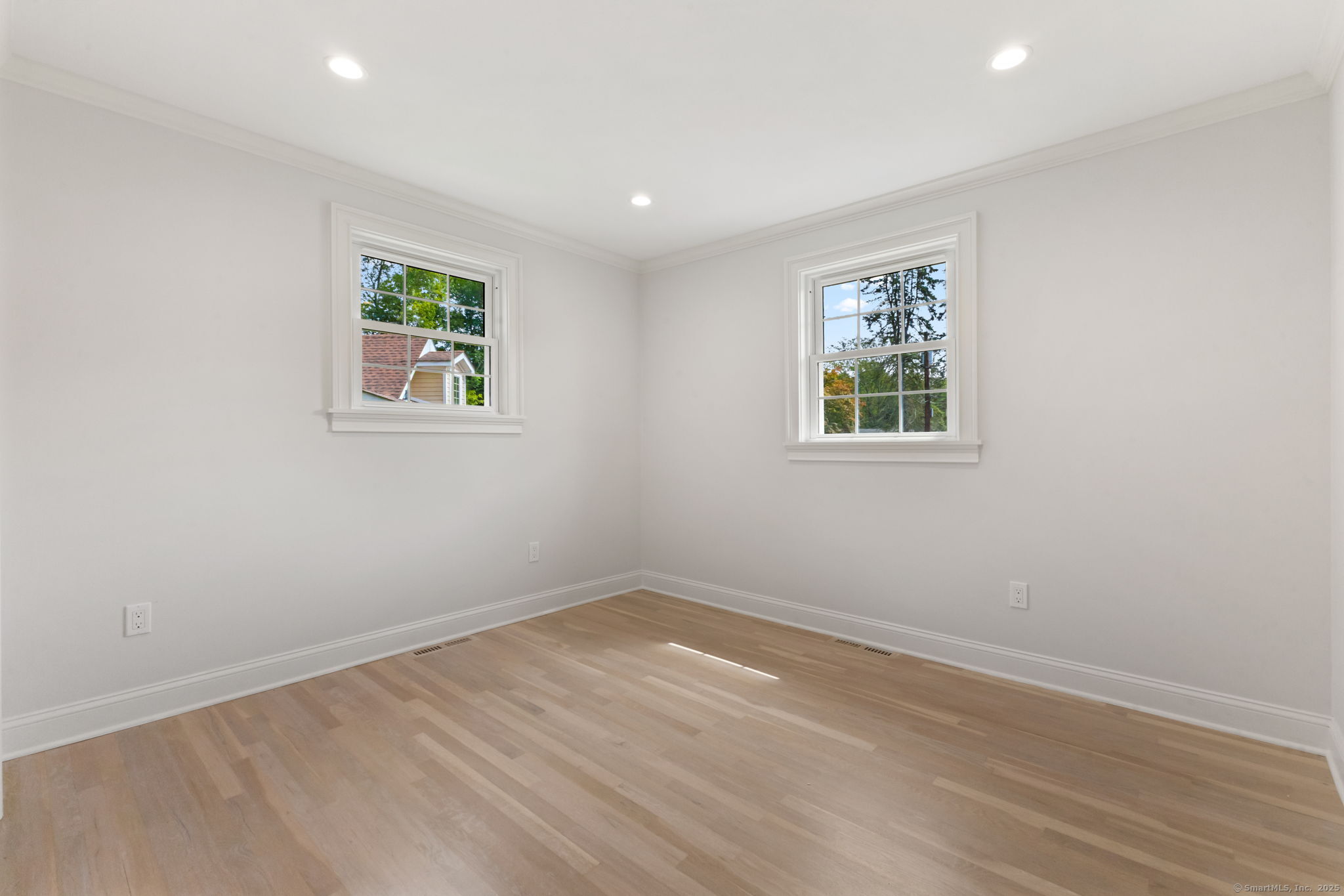 64 Amherst Place