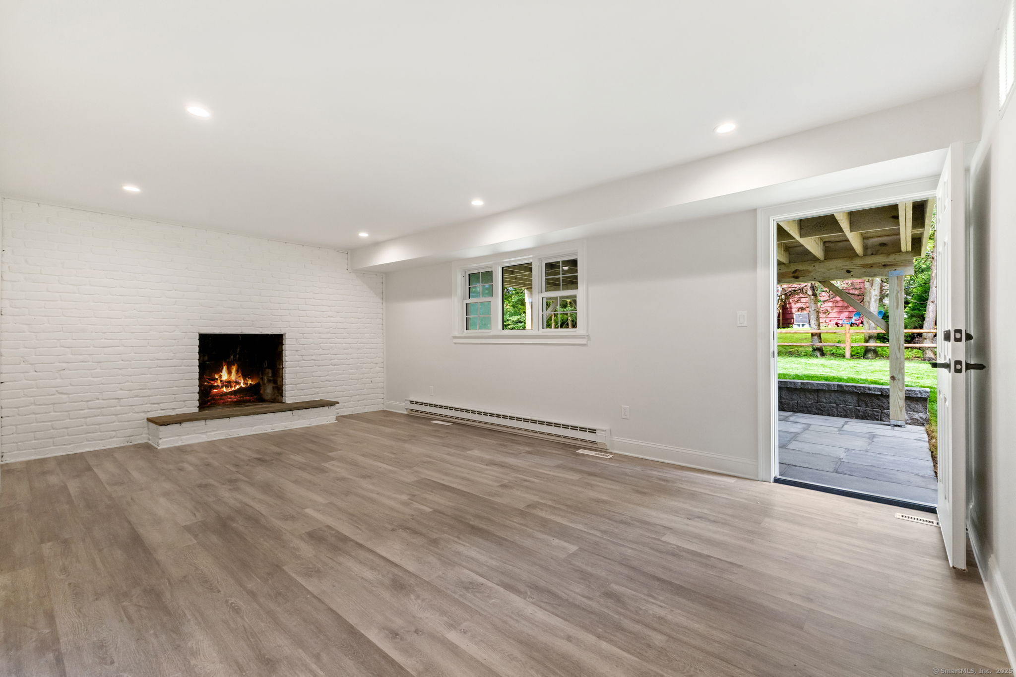 64 Amherst Place