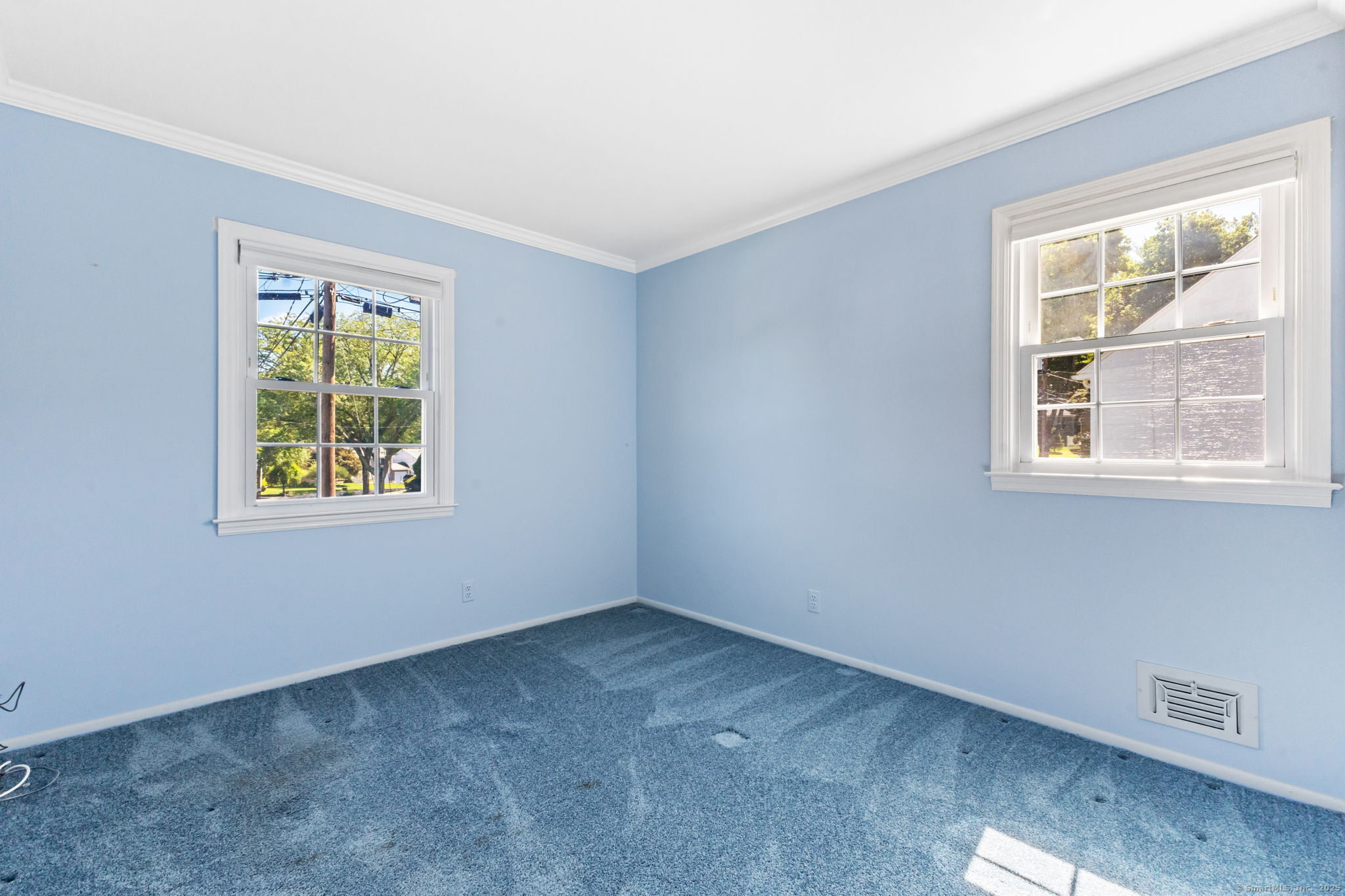 24 Guilford Lane