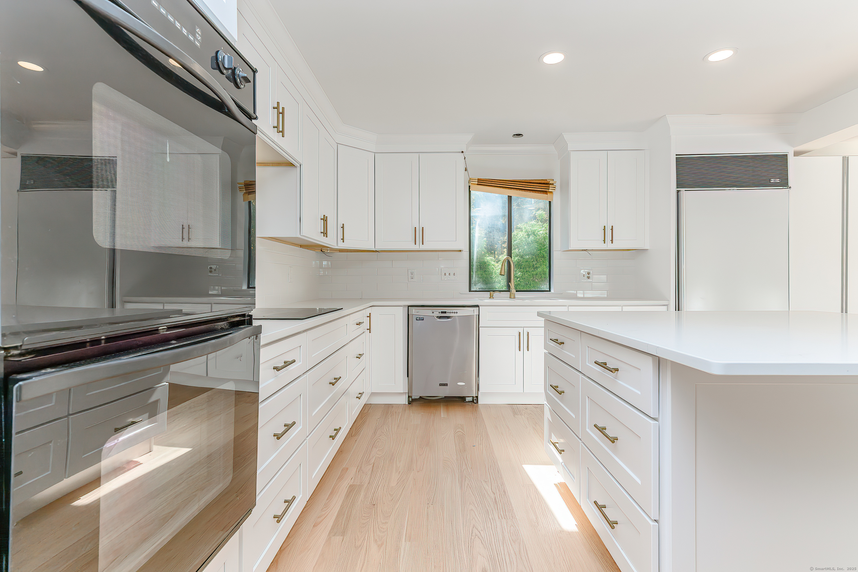 180 Riverbank Road