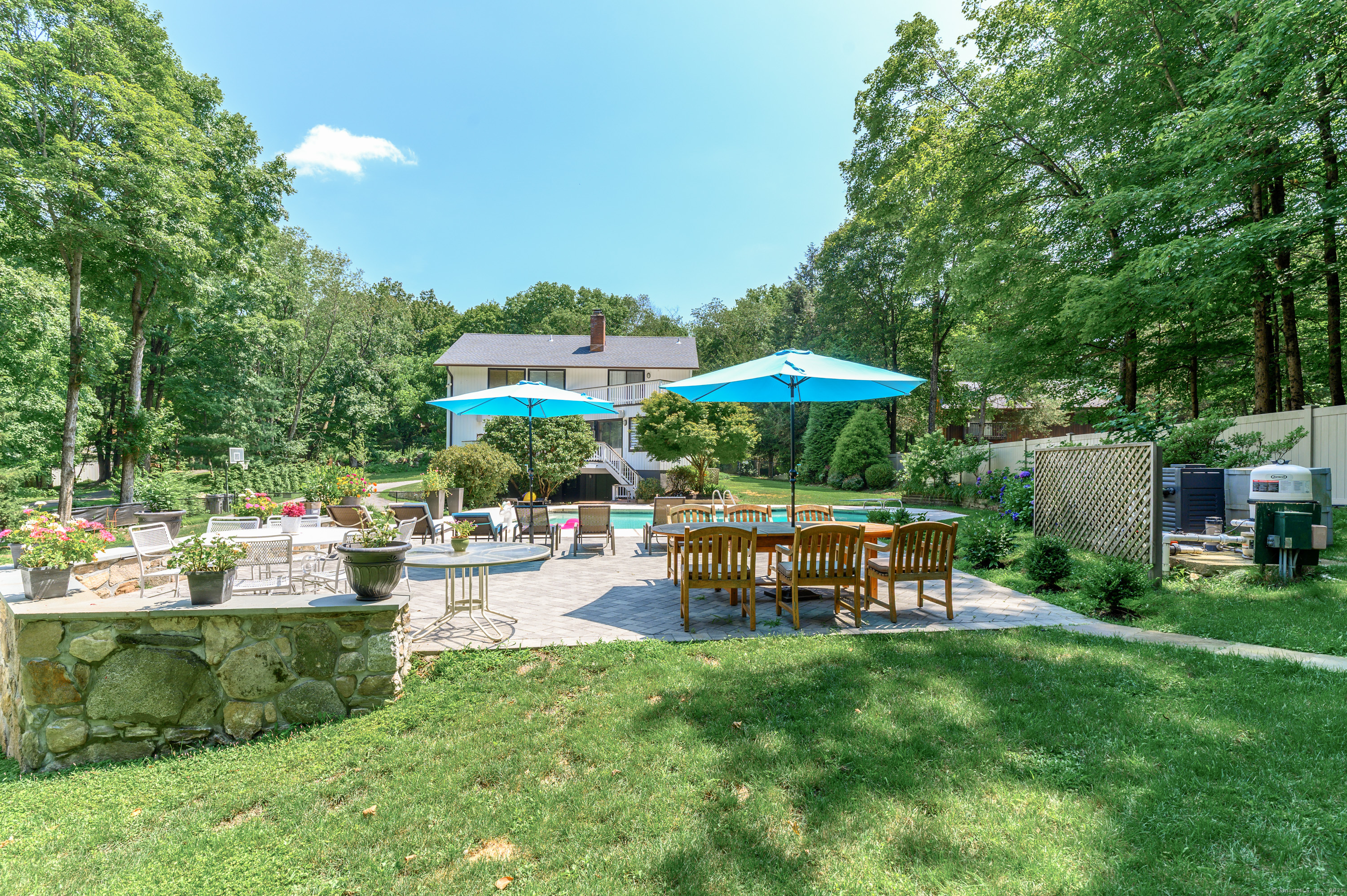 180 Riverbank Road