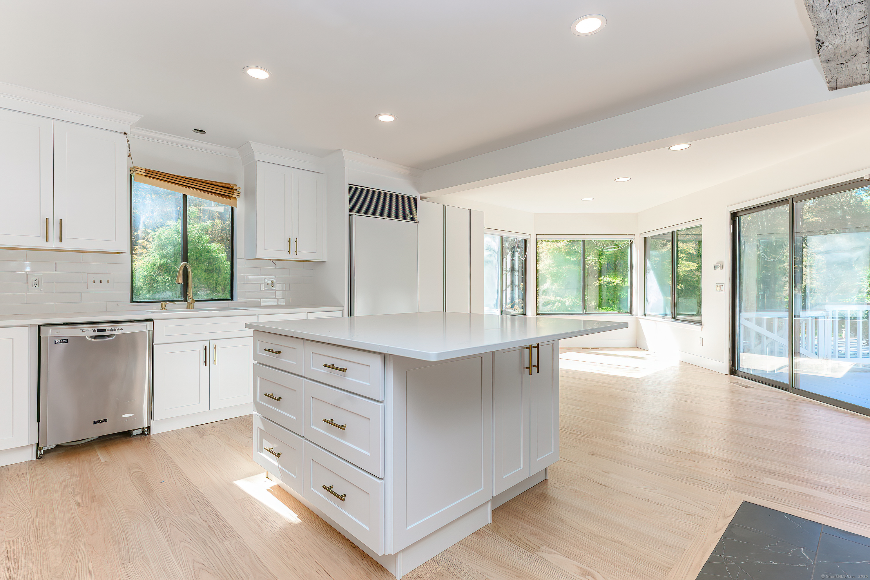 180 Riverbank Road