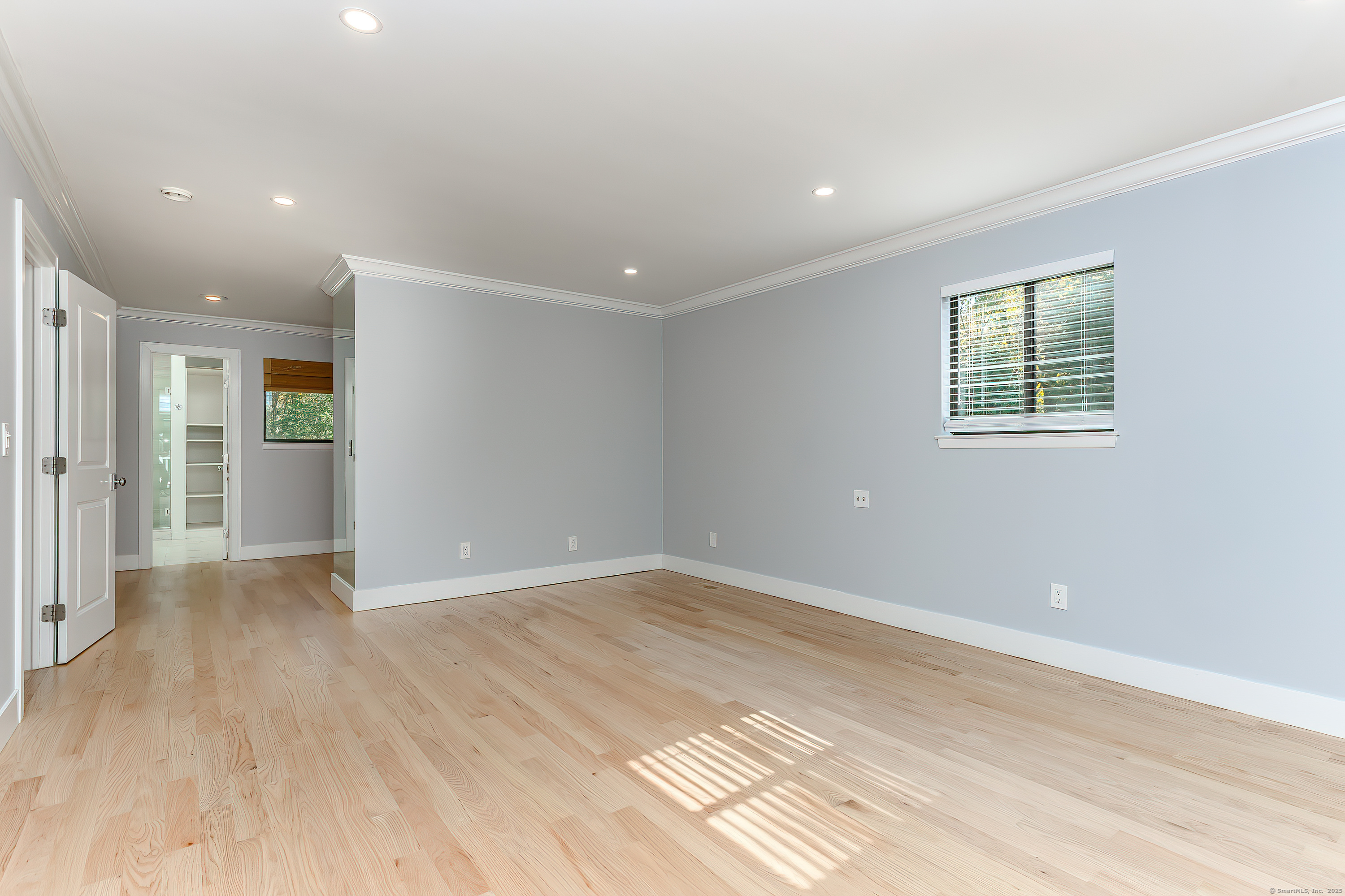 180 Riverbank Road