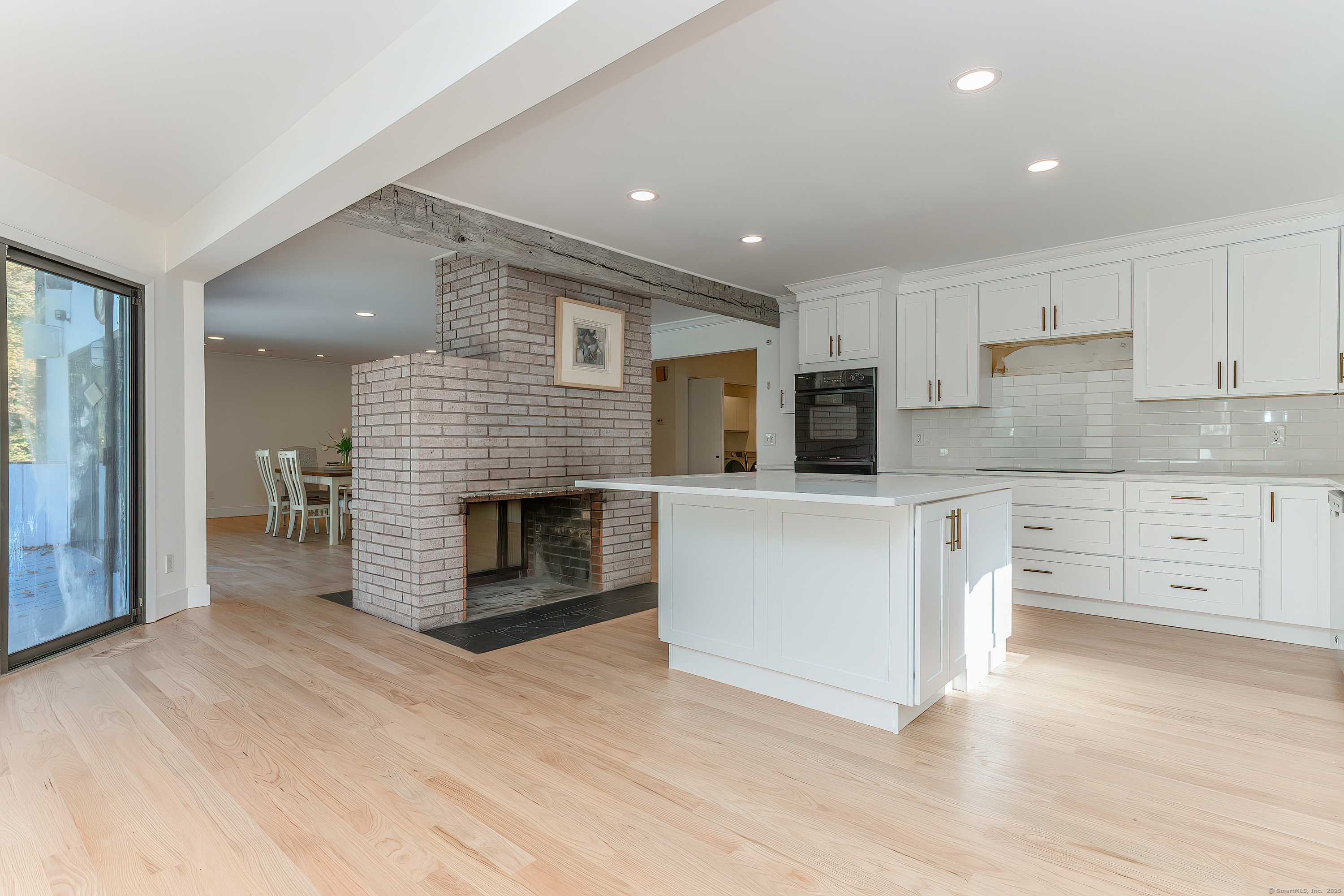 180 Riverbank Road