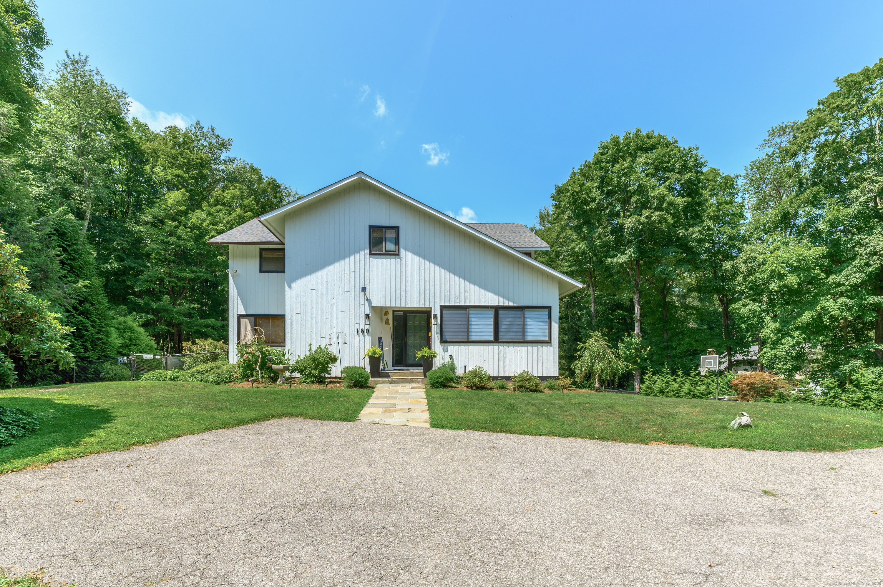 180 Riverbank Road