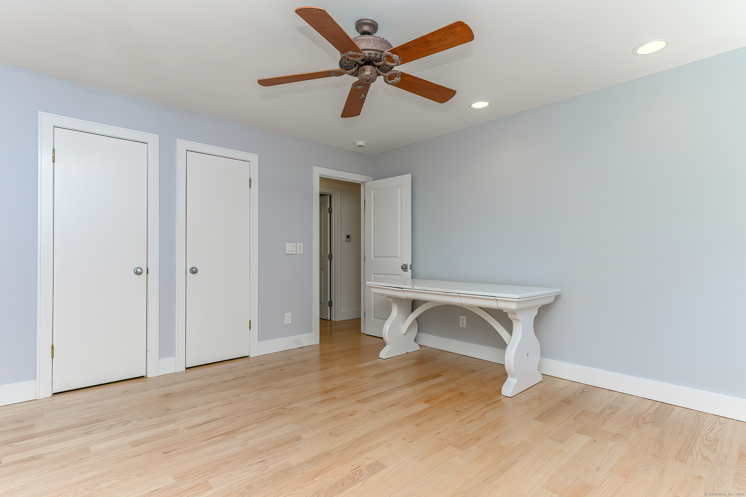180 Riverbank Road