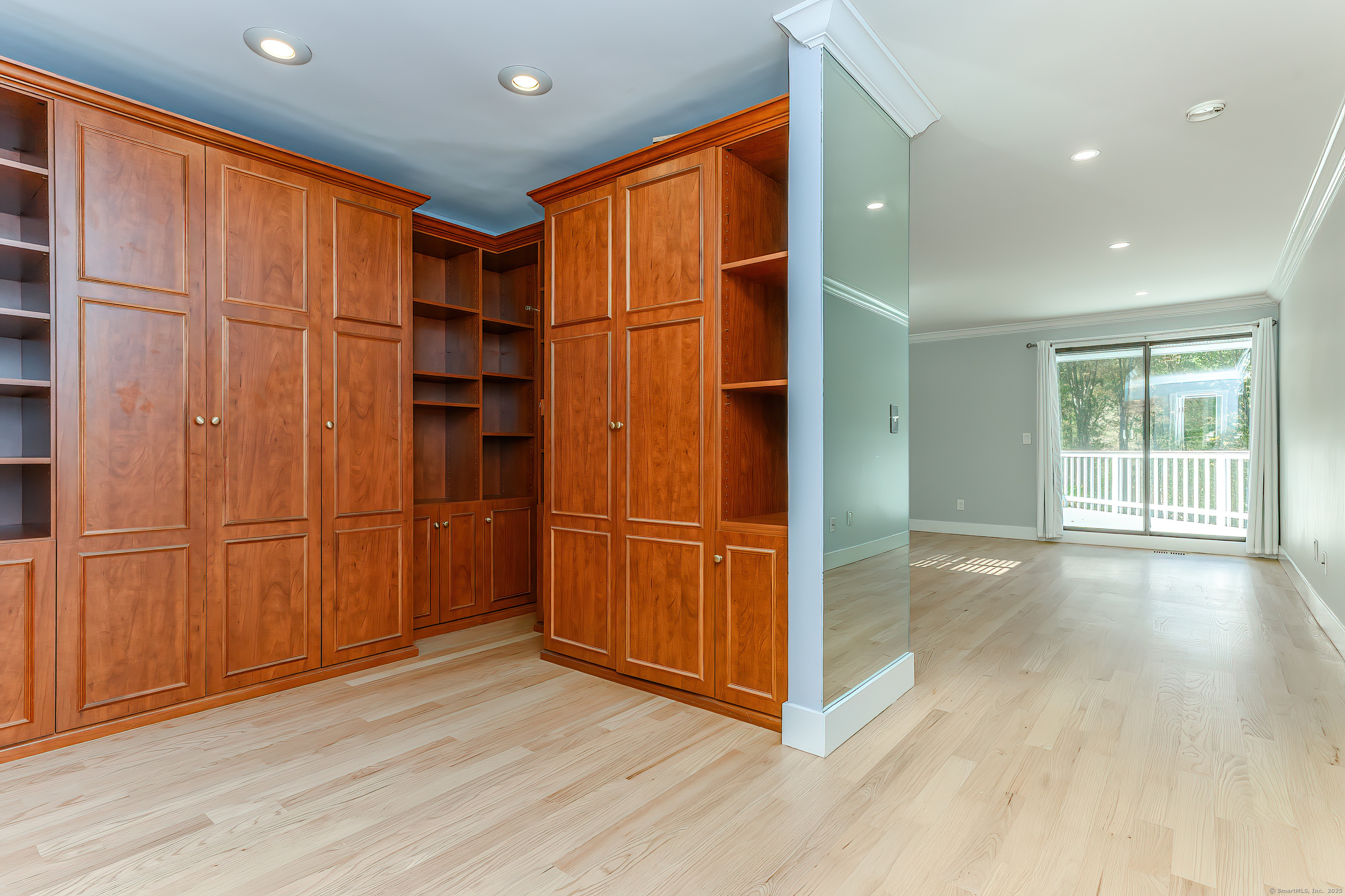180 Riverbank Road
