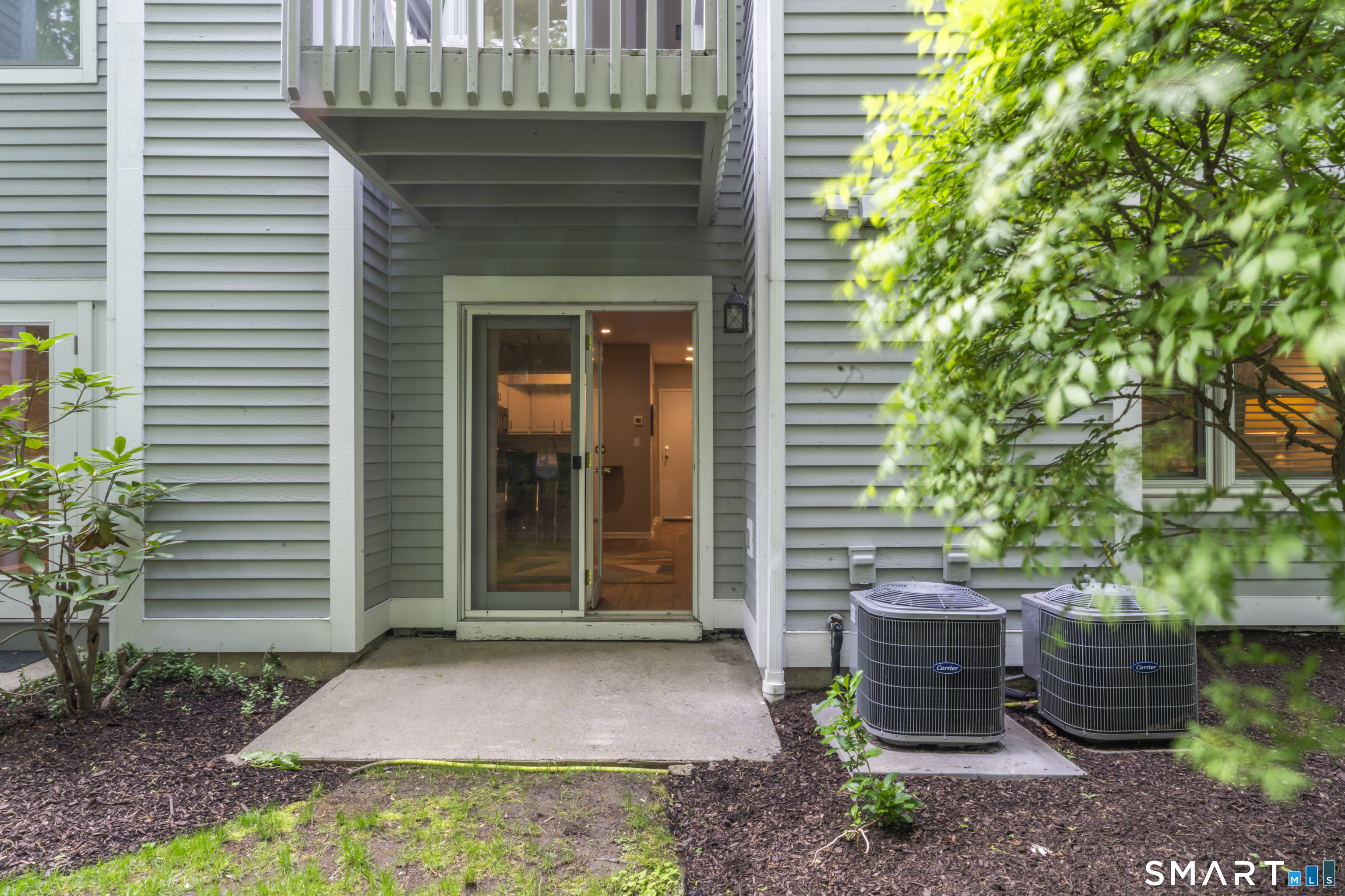 351 Pemberwick Road 818