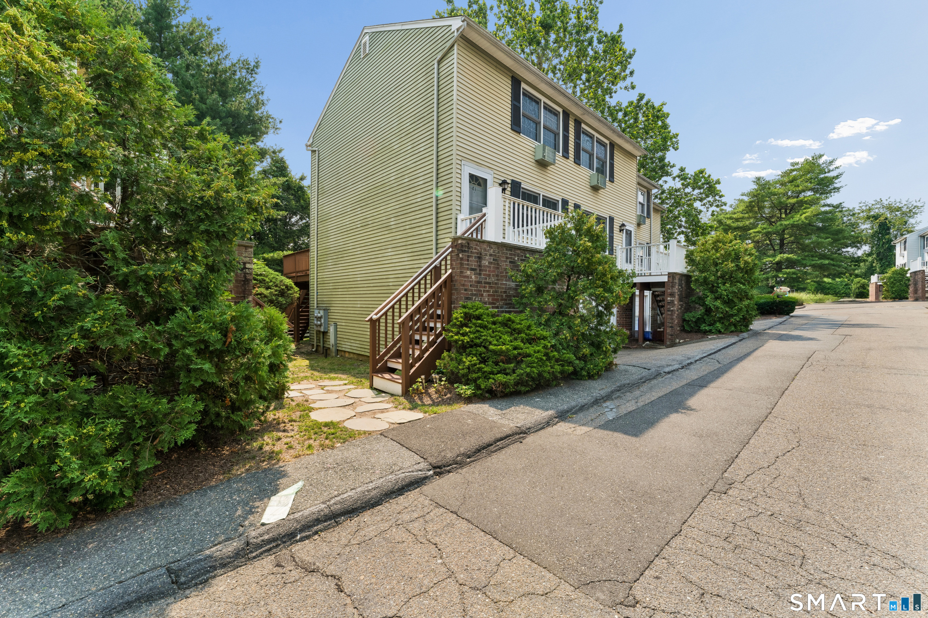 12 Camelot Drive Unit: E1