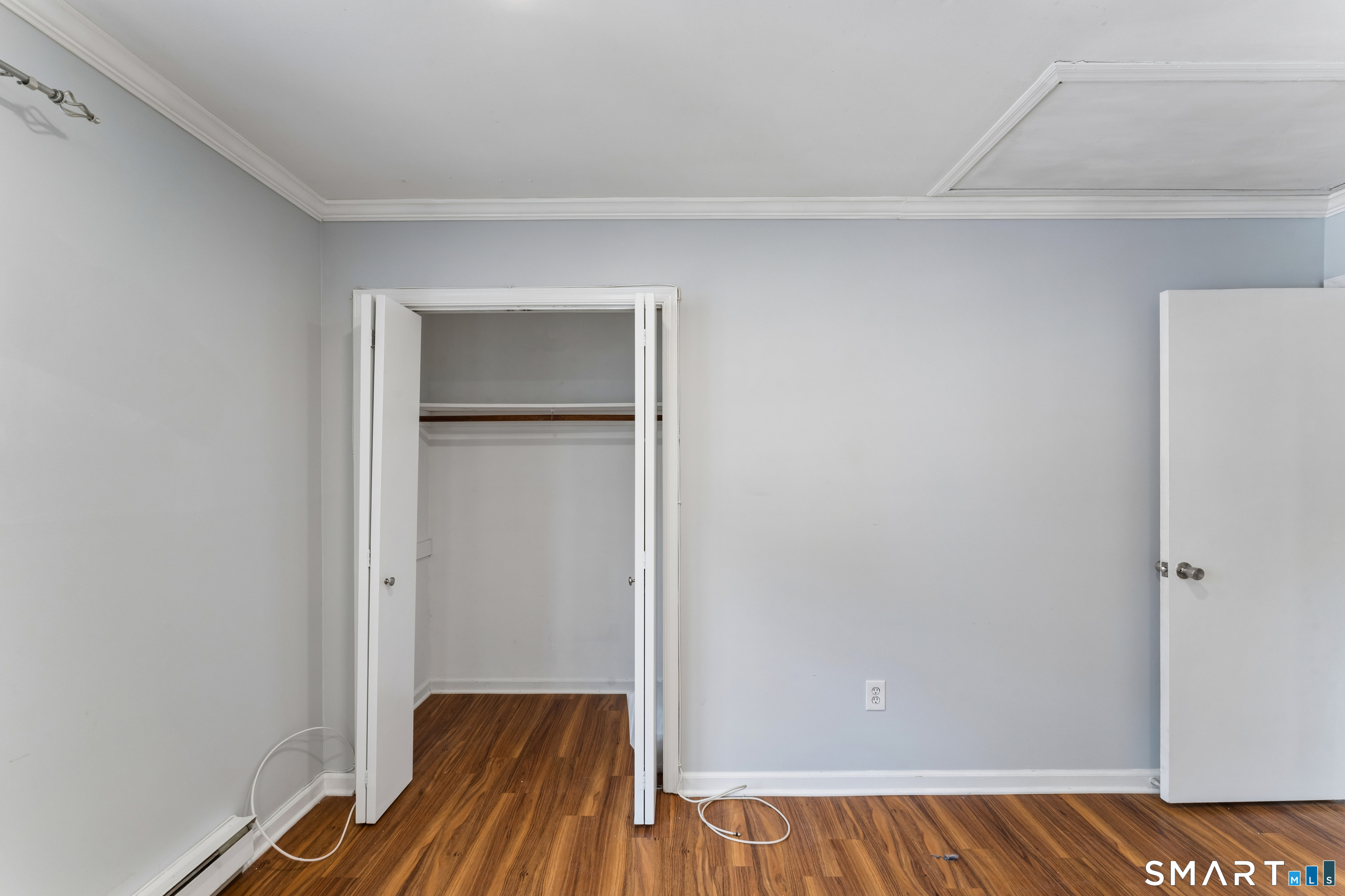 12 Camelot Drive Unit: E1