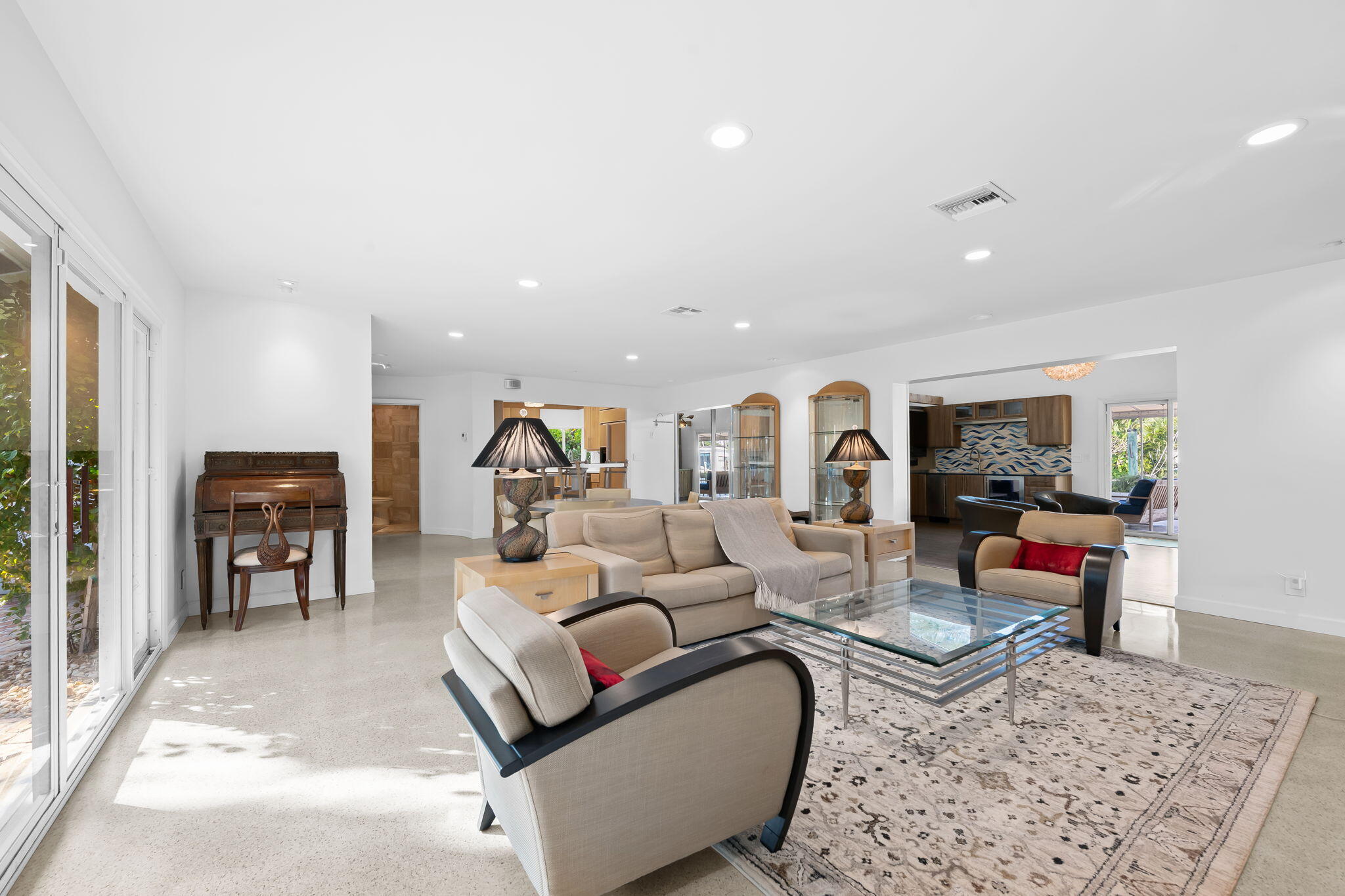 2809 NE 25th Street