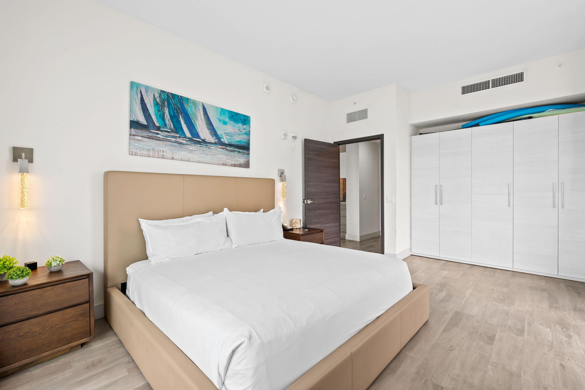 777 N Ocean Drive N407