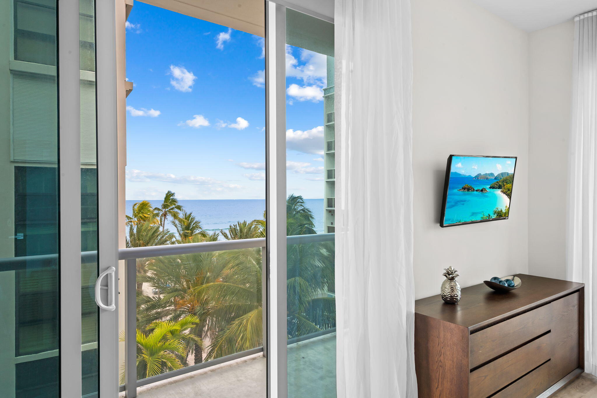 777 N Ocean Drive N407