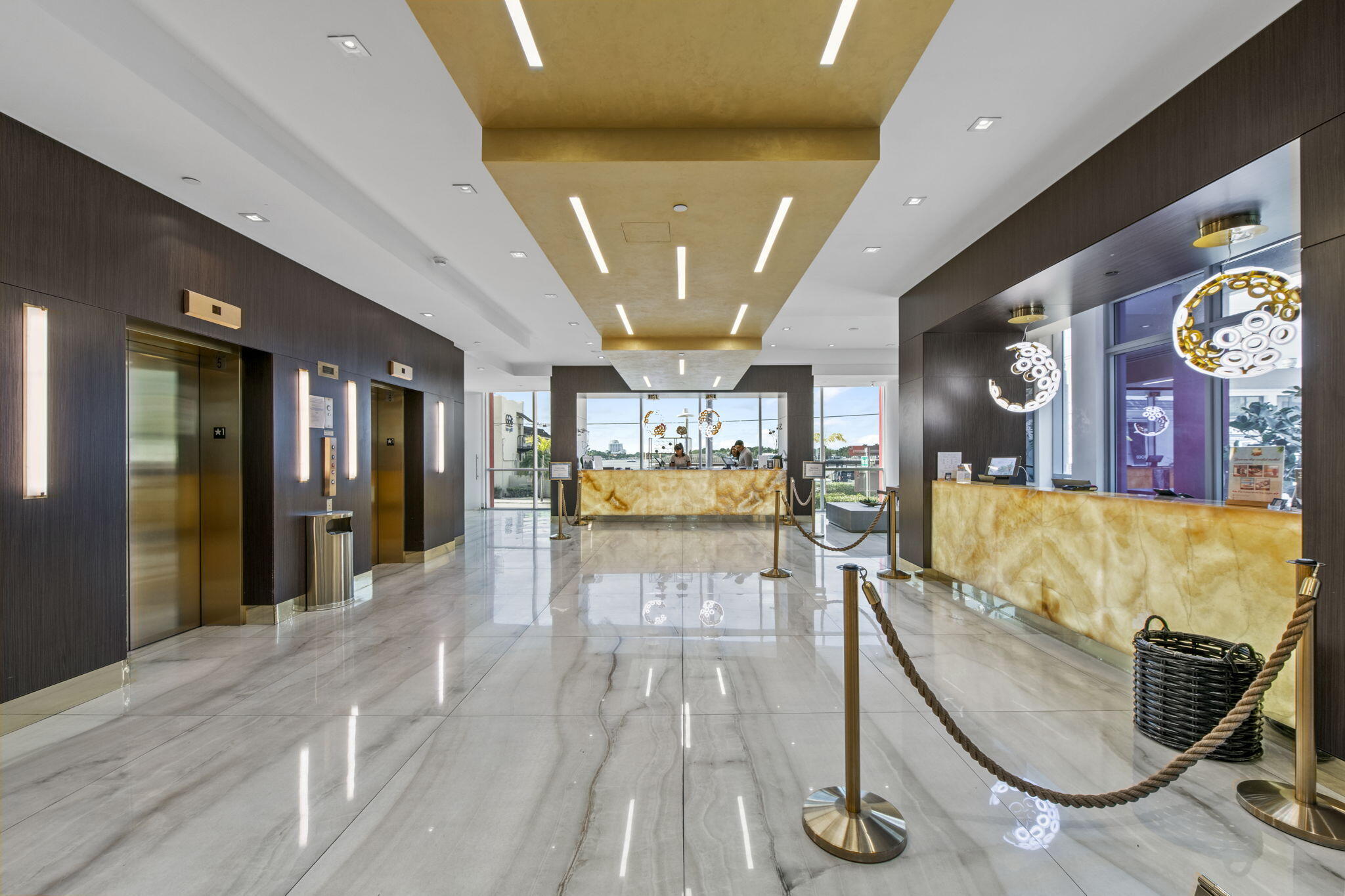 777 N Ocean Drive N407