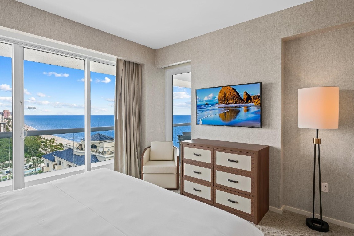 551 N Beach Blvd R2017